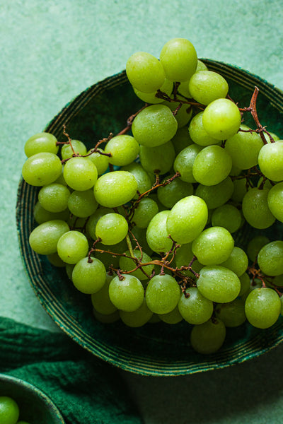 Should-Green-Grapes-Be-Refrigerated | Fridge.com