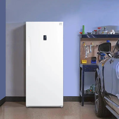 28" 14 Cu. Ft. Convertible Freezer, Partial Automatic Defrost Upright Freezer in White Garage Ready | Fridge.com