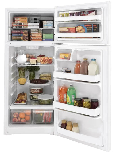 28" Counter Depth Top Freezer 17.5 Cu. Ft. Refrigerator | Fridge.com