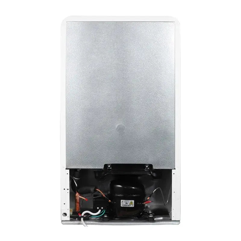 Magic Chef Retro 3.2 Cubic Feet Freestanding Mini Fridge | Fridge.com