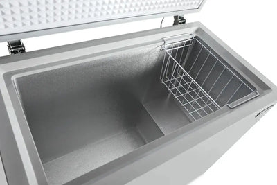 Newair 7 Cubic Feet Cu. Ft. Garage Ready Chest Freezer with Adjustable Temperature Controls | Fridge.com