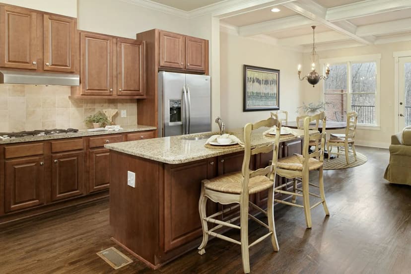 What Size Fridge Freezer For A Greek Revival Home? | Fridge.com