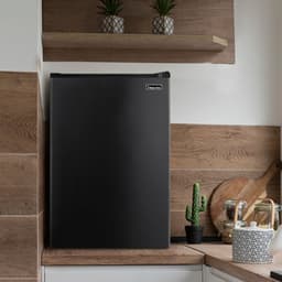 Magic Chef 4.4-cu. ft. Mini Fridge In , Small Compact All Refrigerator With No Freezer For Bedroom, Apartment, Dorm Room, Office | Fridge.com