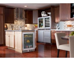 5.2 cu. ft. 24" Undercounter Beverage Refrigerator | Fridge.com