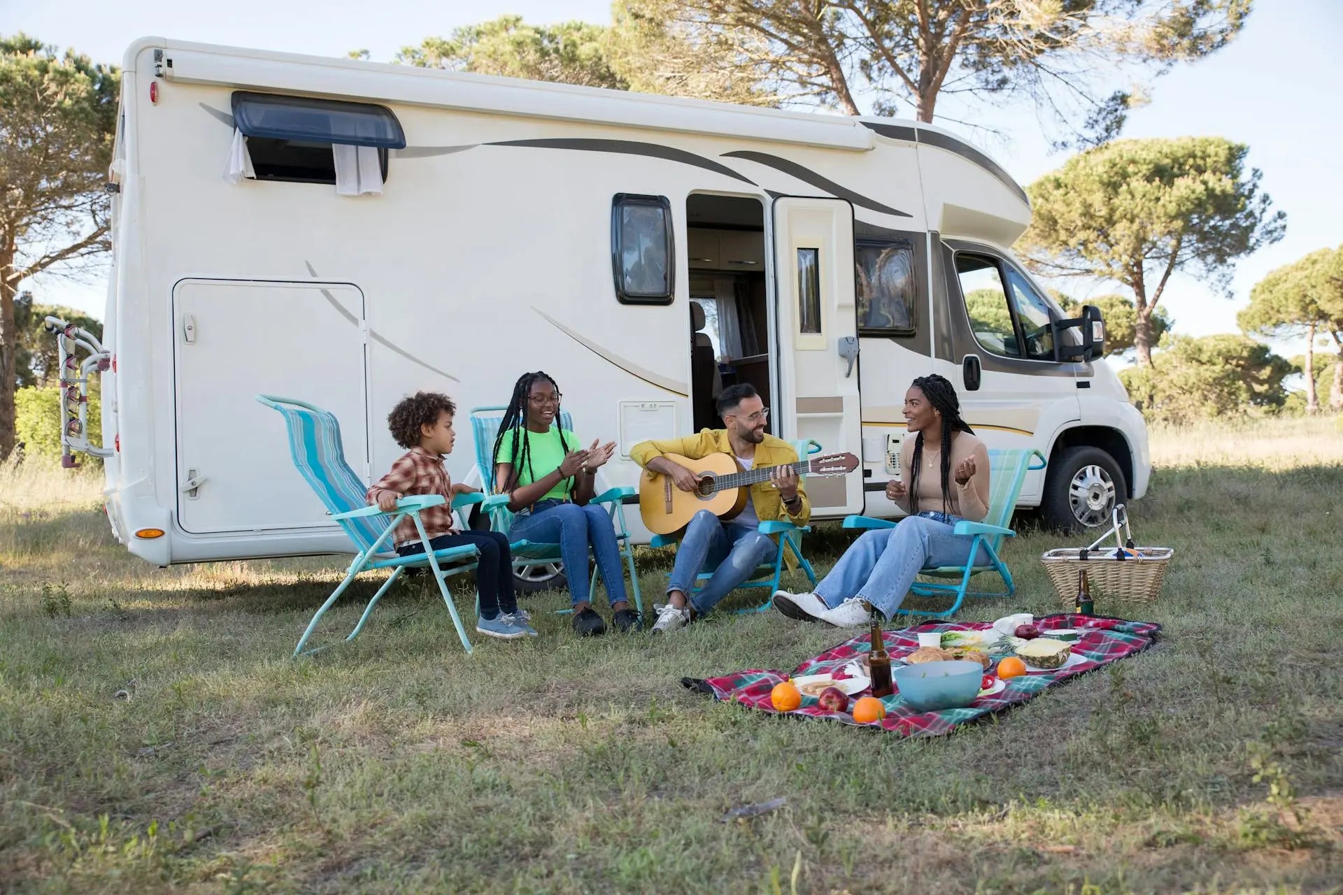 8 Cu Ft RV Refrigerator | Fridge.com
