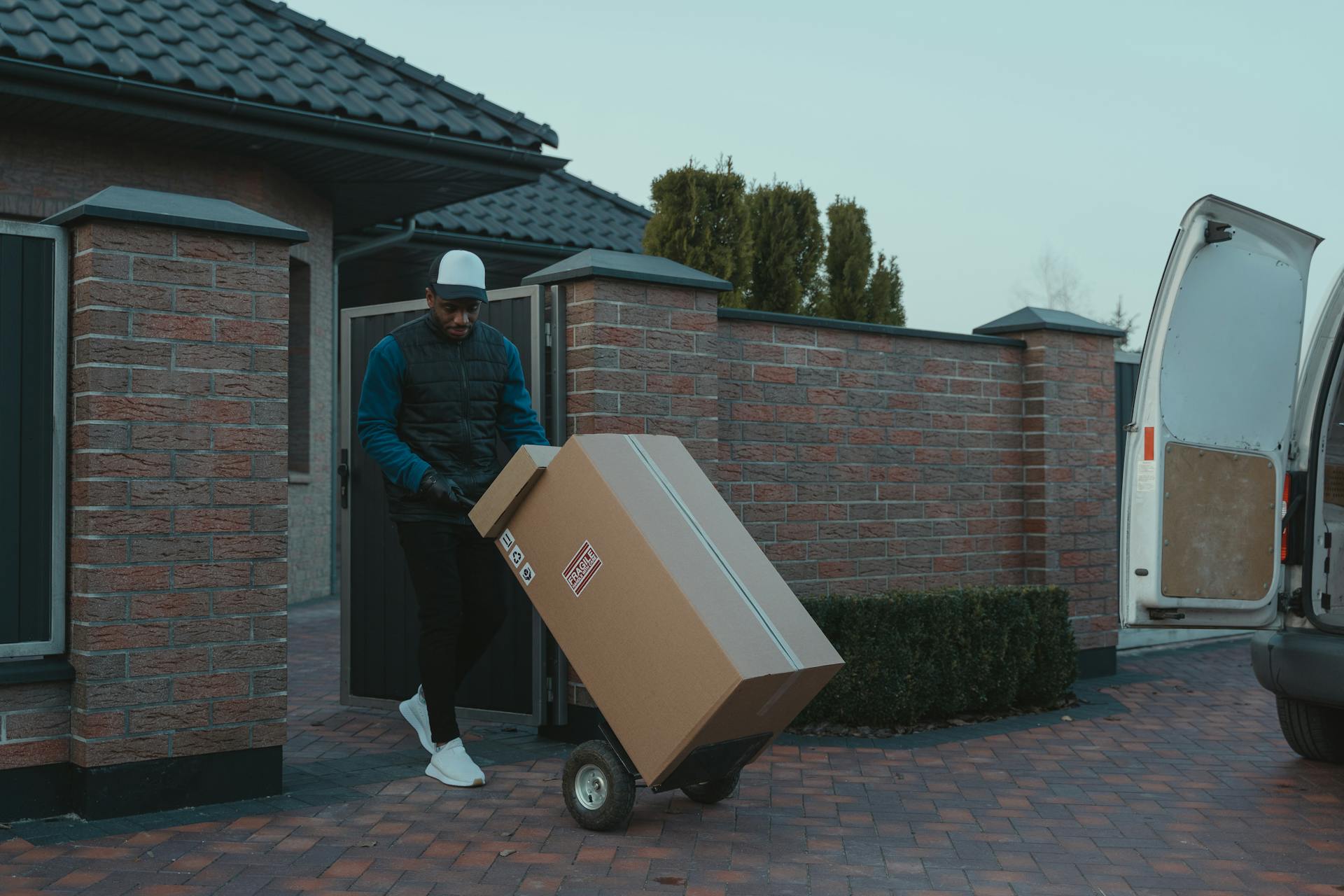 Best Refrigerator Removal Services Near You | Fridge.com