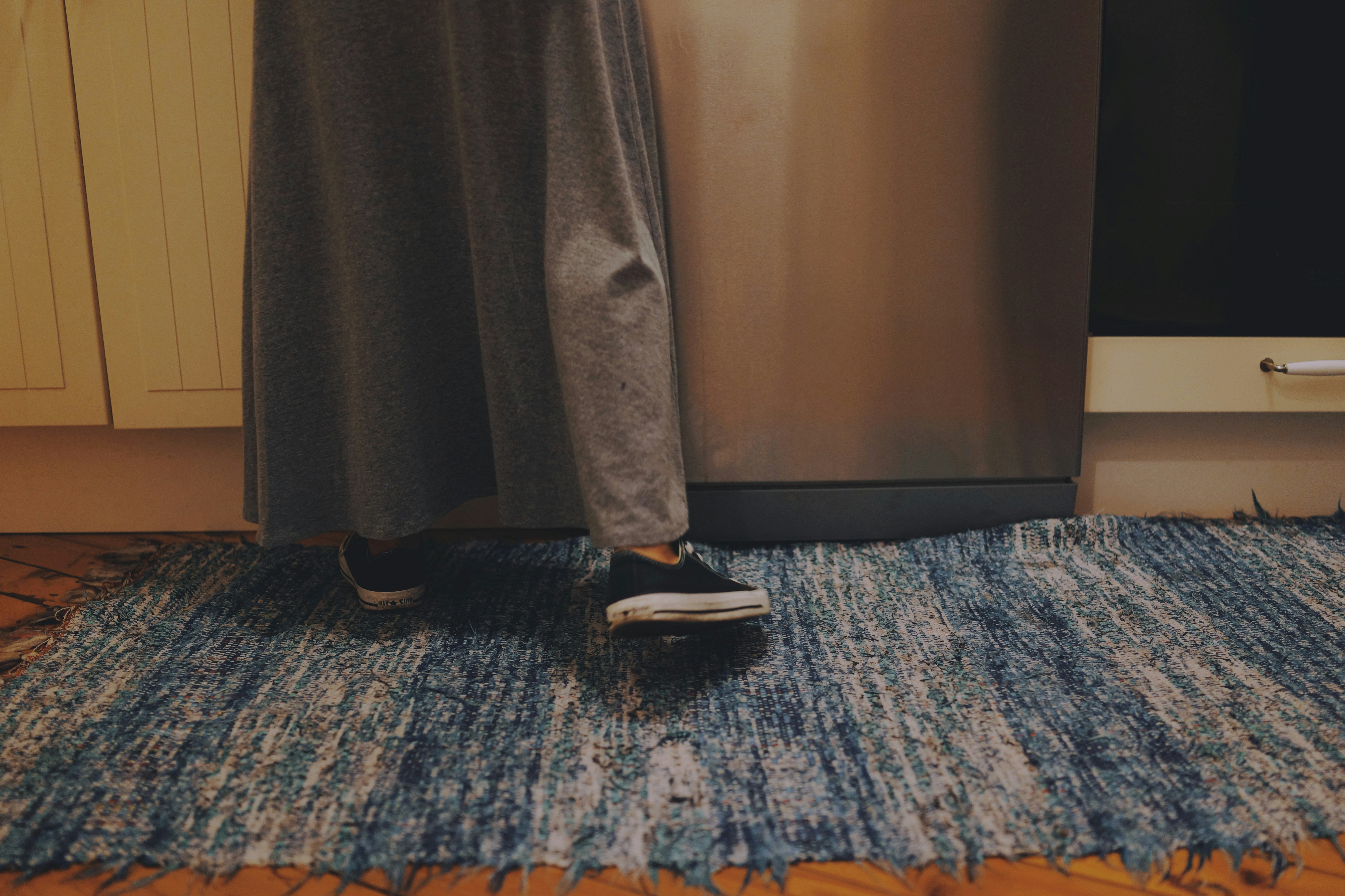 Can A Mini Fridge Sit On The Carpet? | Fridge.com