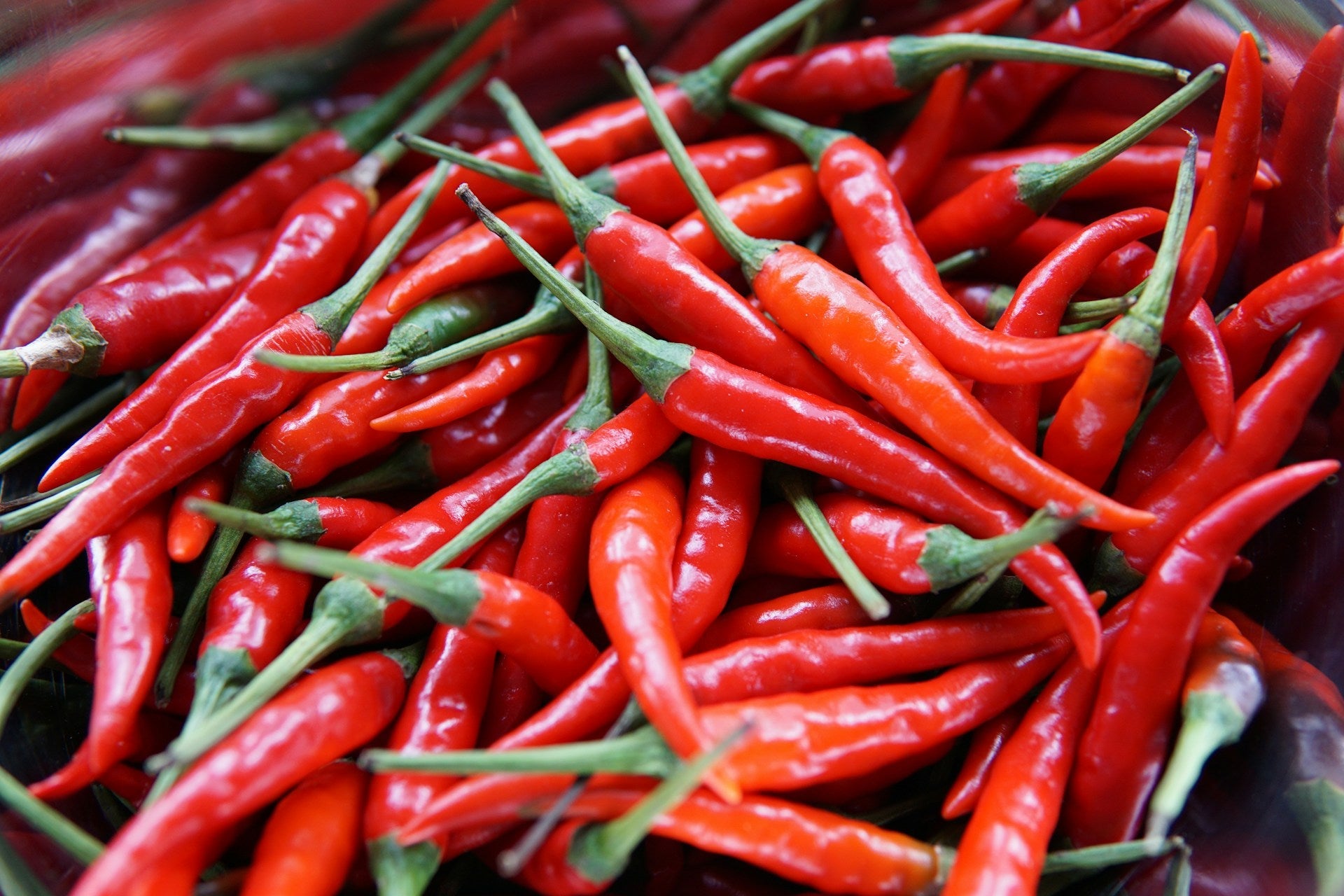 Cayenne Pepper Vs. Red Pepper Flakes In The Fridge | Fridge.com