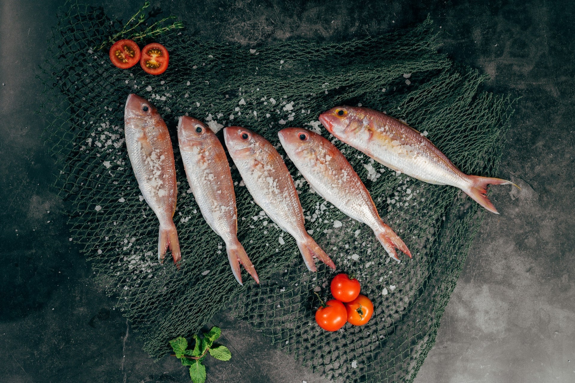 How Long Can Raw Fish Stay In The Fridge? | Fridge.com