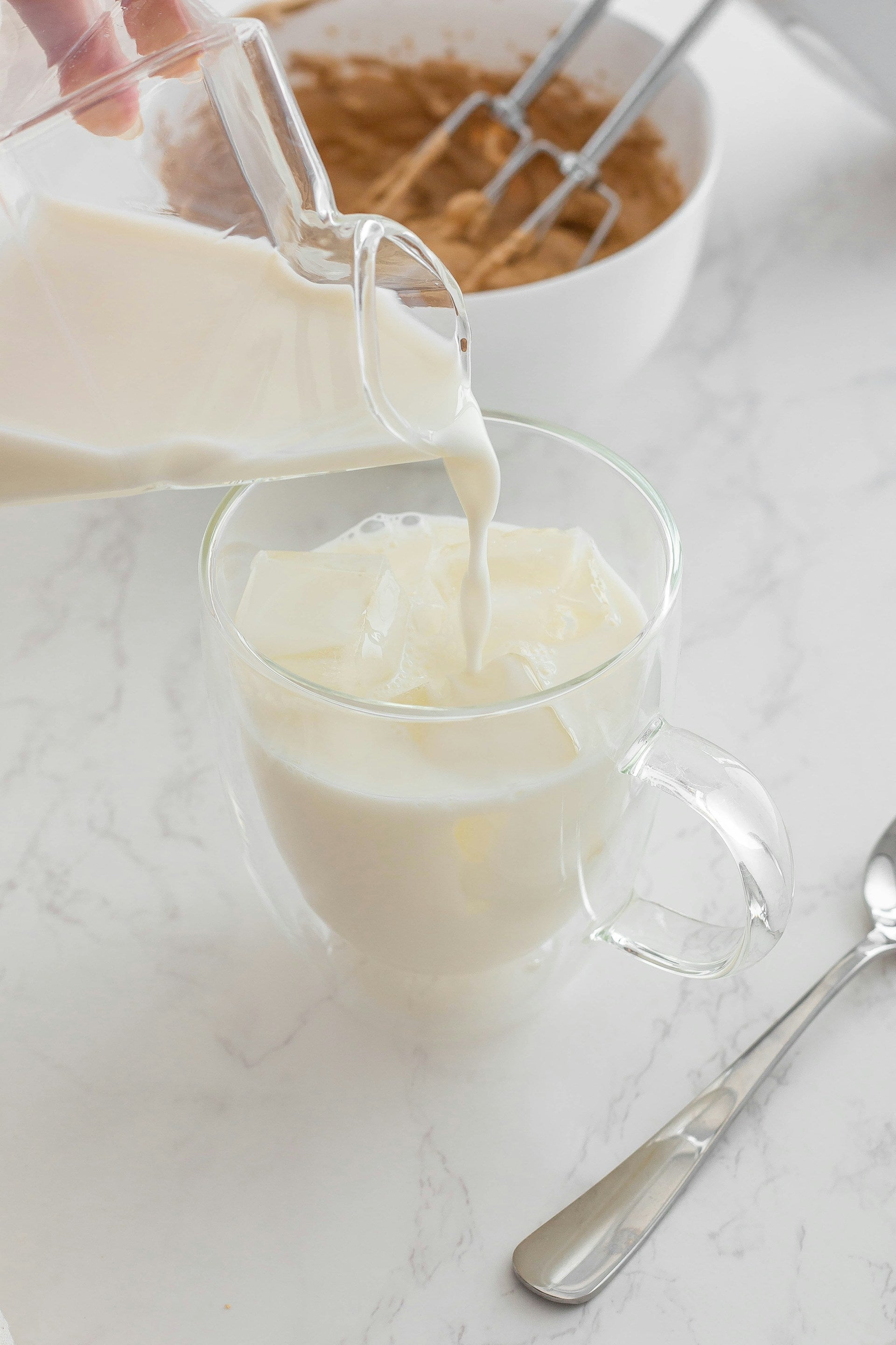 How Long Can Raw Milk Stay In The Fridge? | Fridge.com