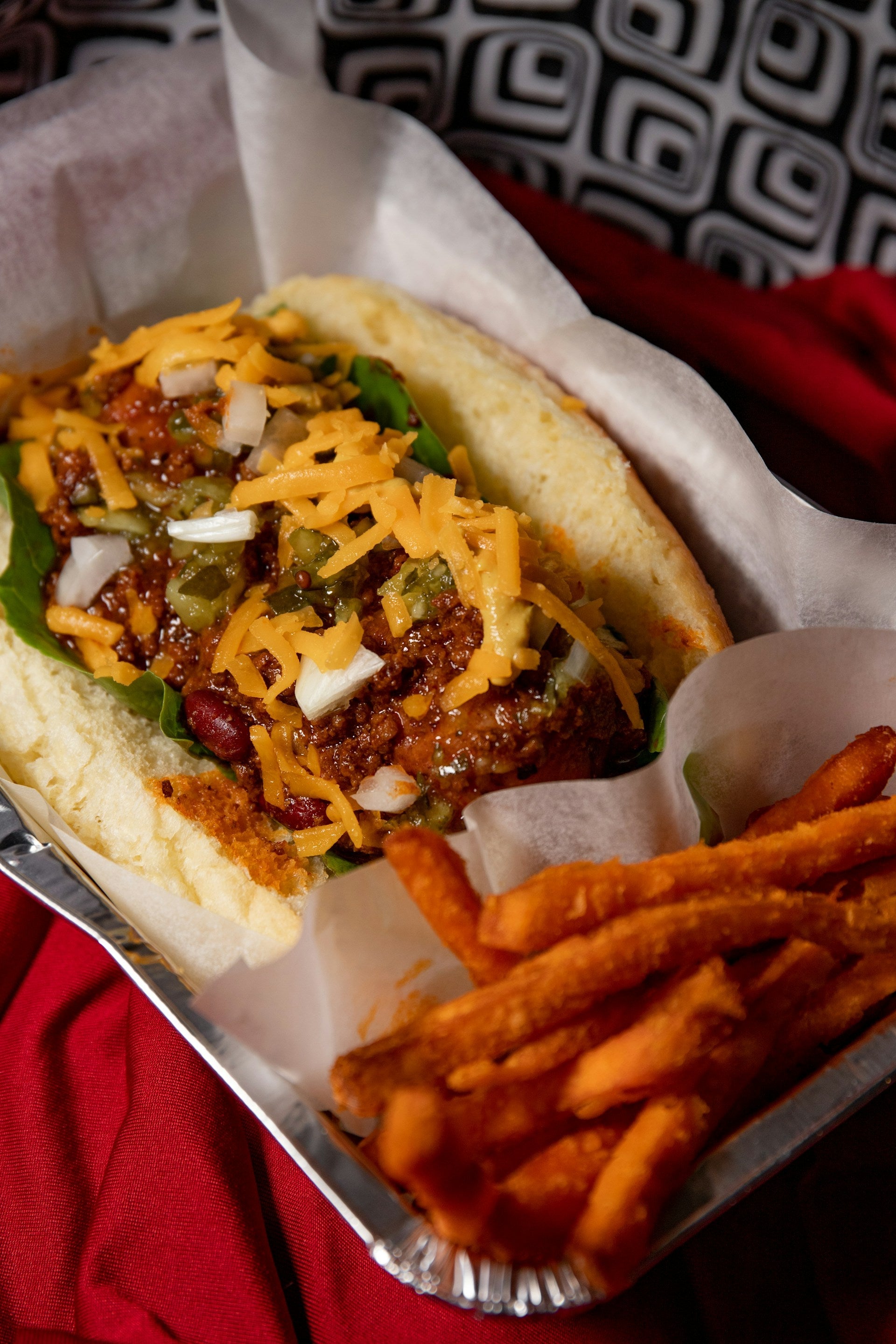 How Long Do Chili Dogs Last In The Fridge? | Fridge.com