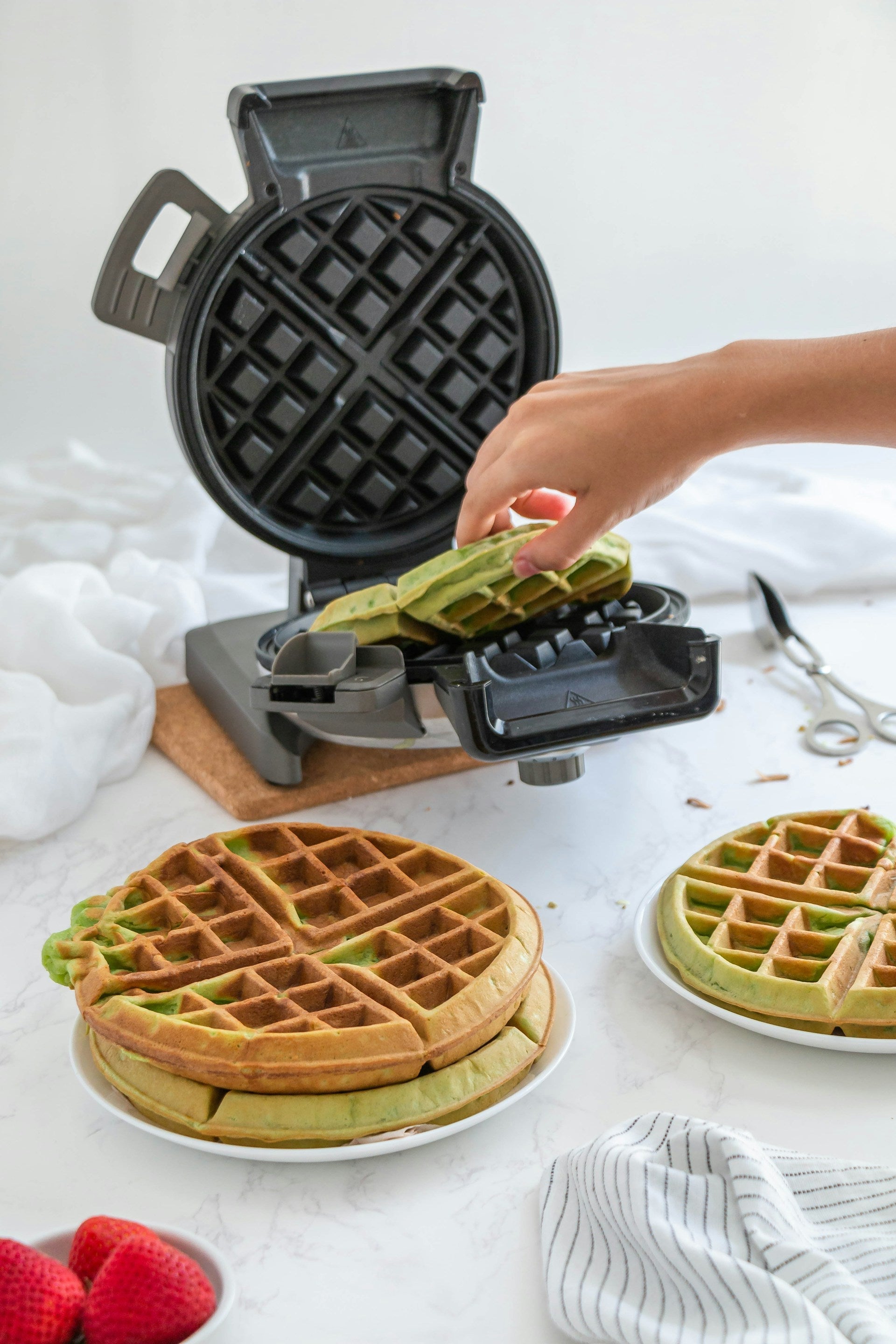 How Long Do Waffles Last In The Fridge? | Fridge.com