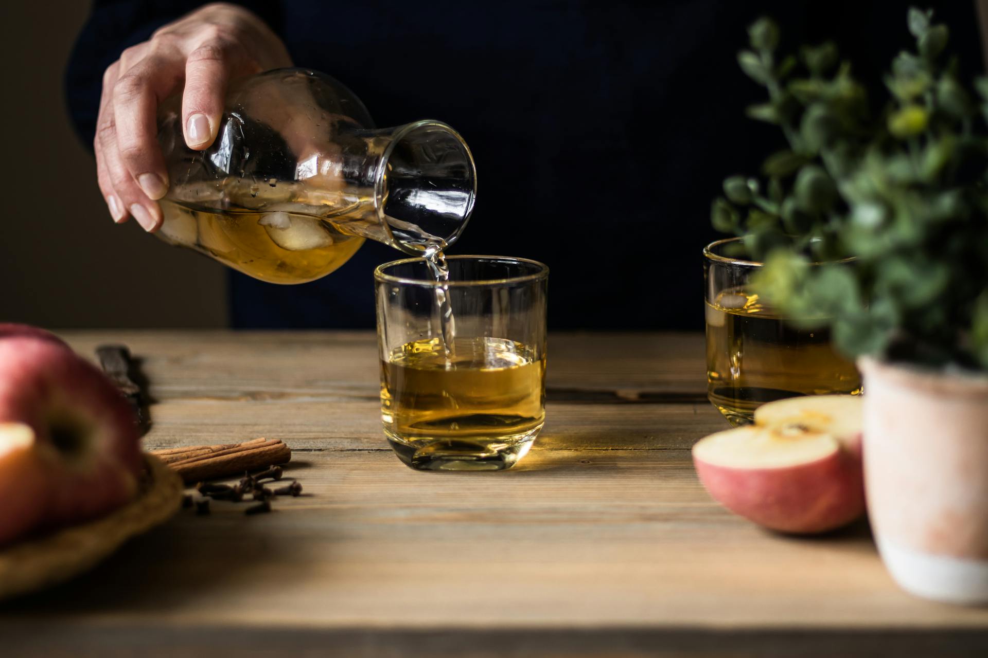 How Long Does Apple Juice Last In The Fridge? | Fridge.com