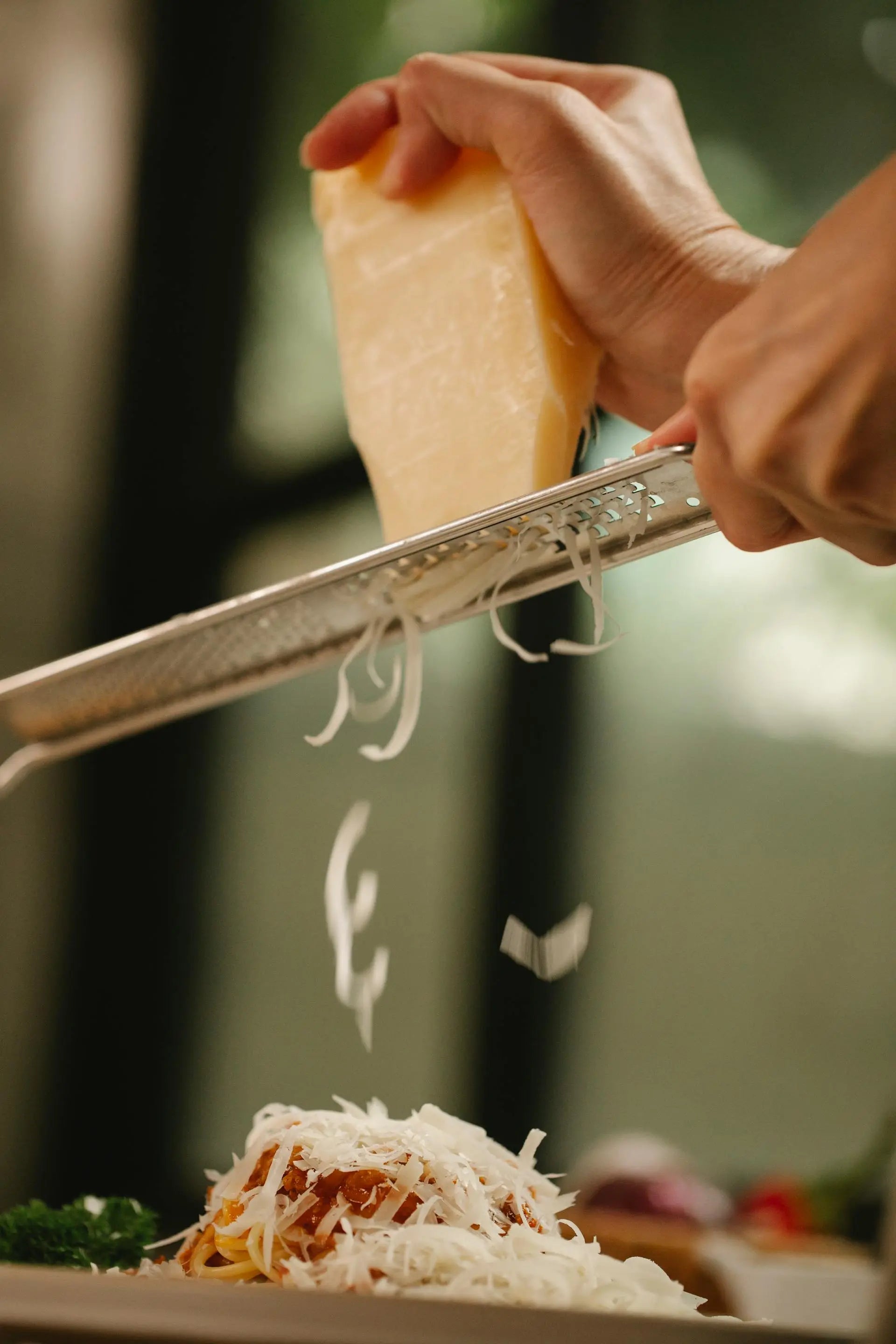 How Long Does Fresh Mozzarella Last In The Fridge Freezer? | Fridge.com