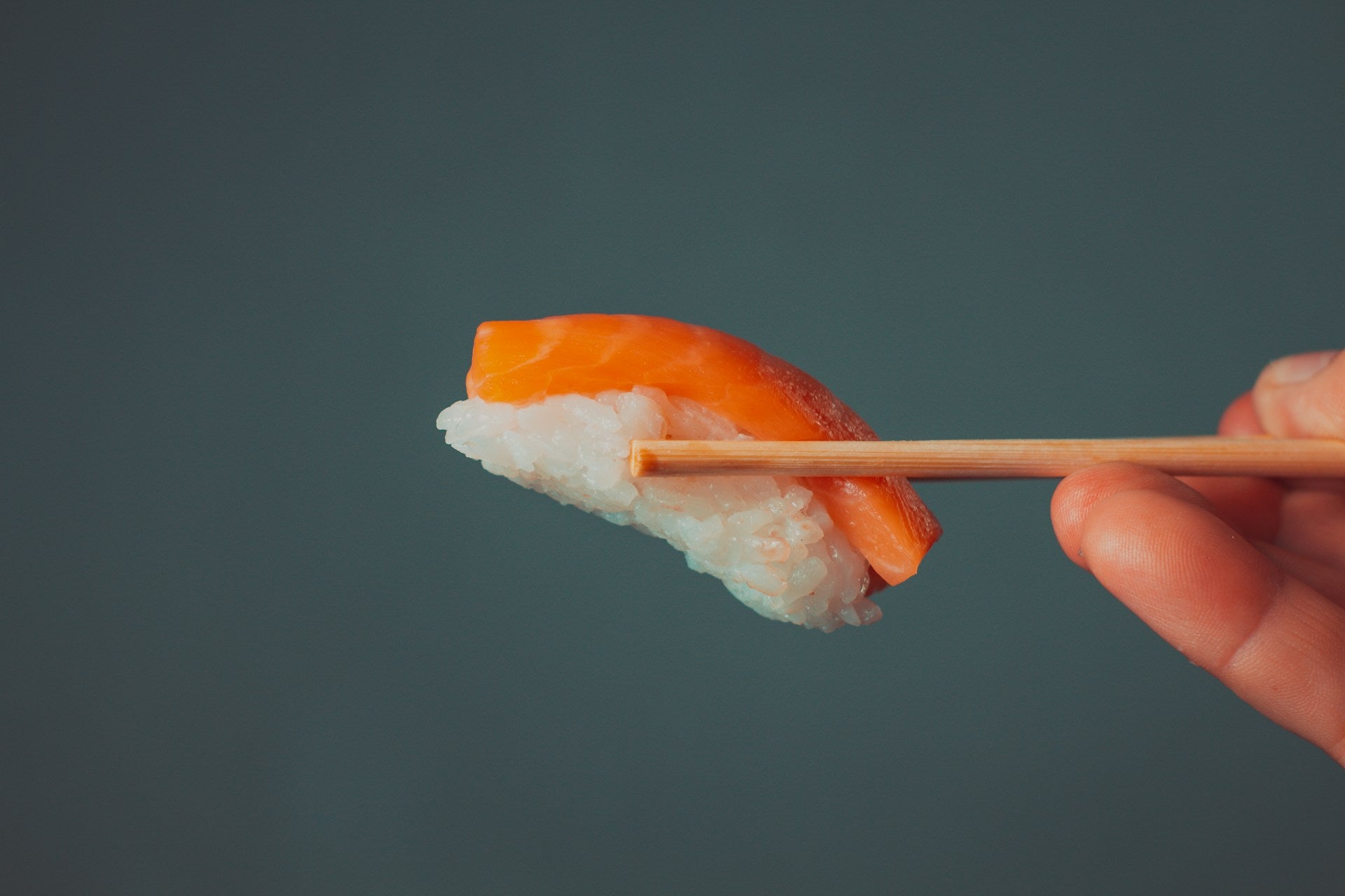 How Long Does Maguro Sushi Last In The Fridge? | Fridge.com