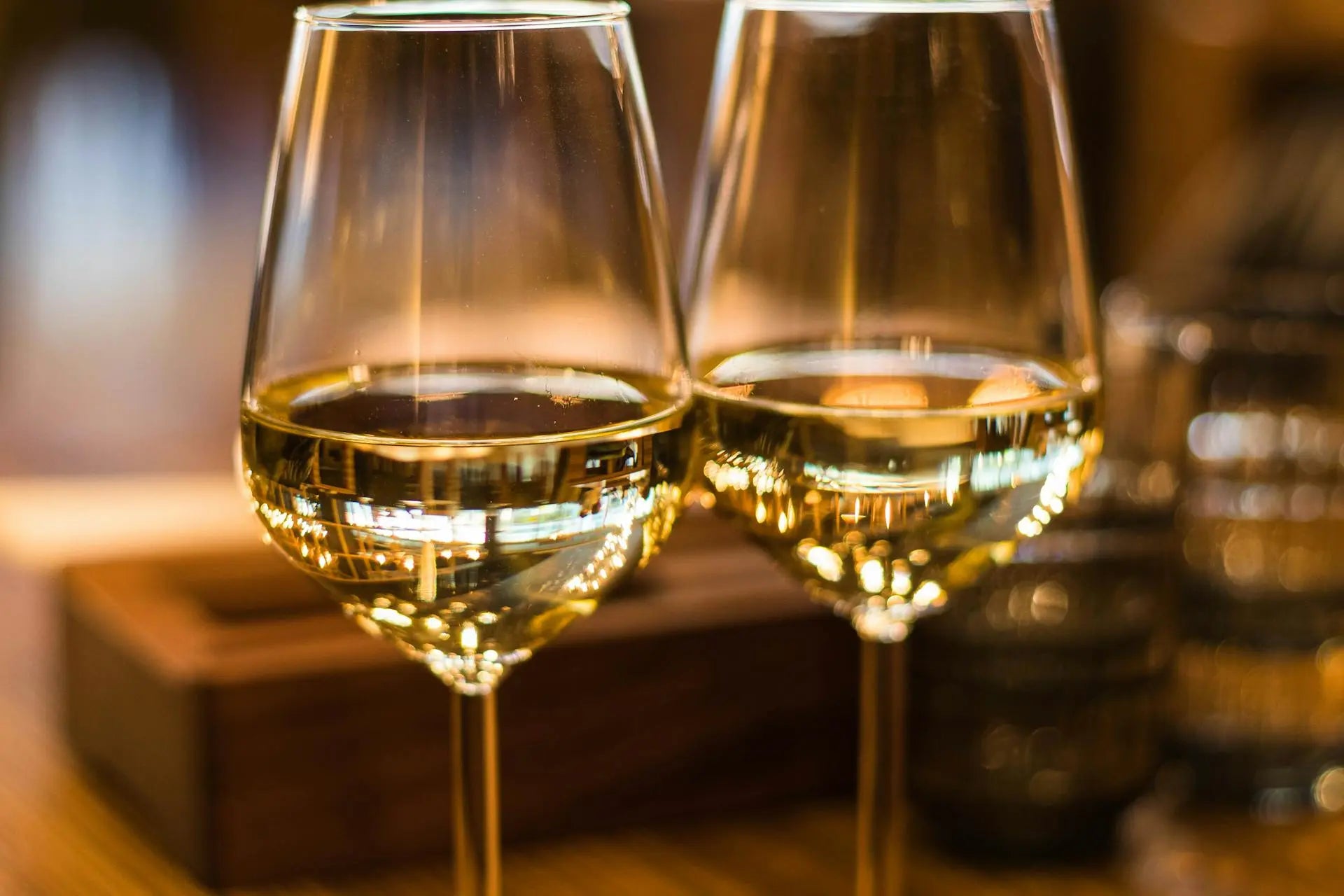 How Long Does White Wine Last In The Fridge? | Fridge.com