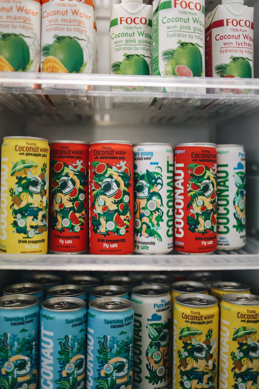 How Many Drinks Can Fit In A Retro Fridge? | Fridge.com