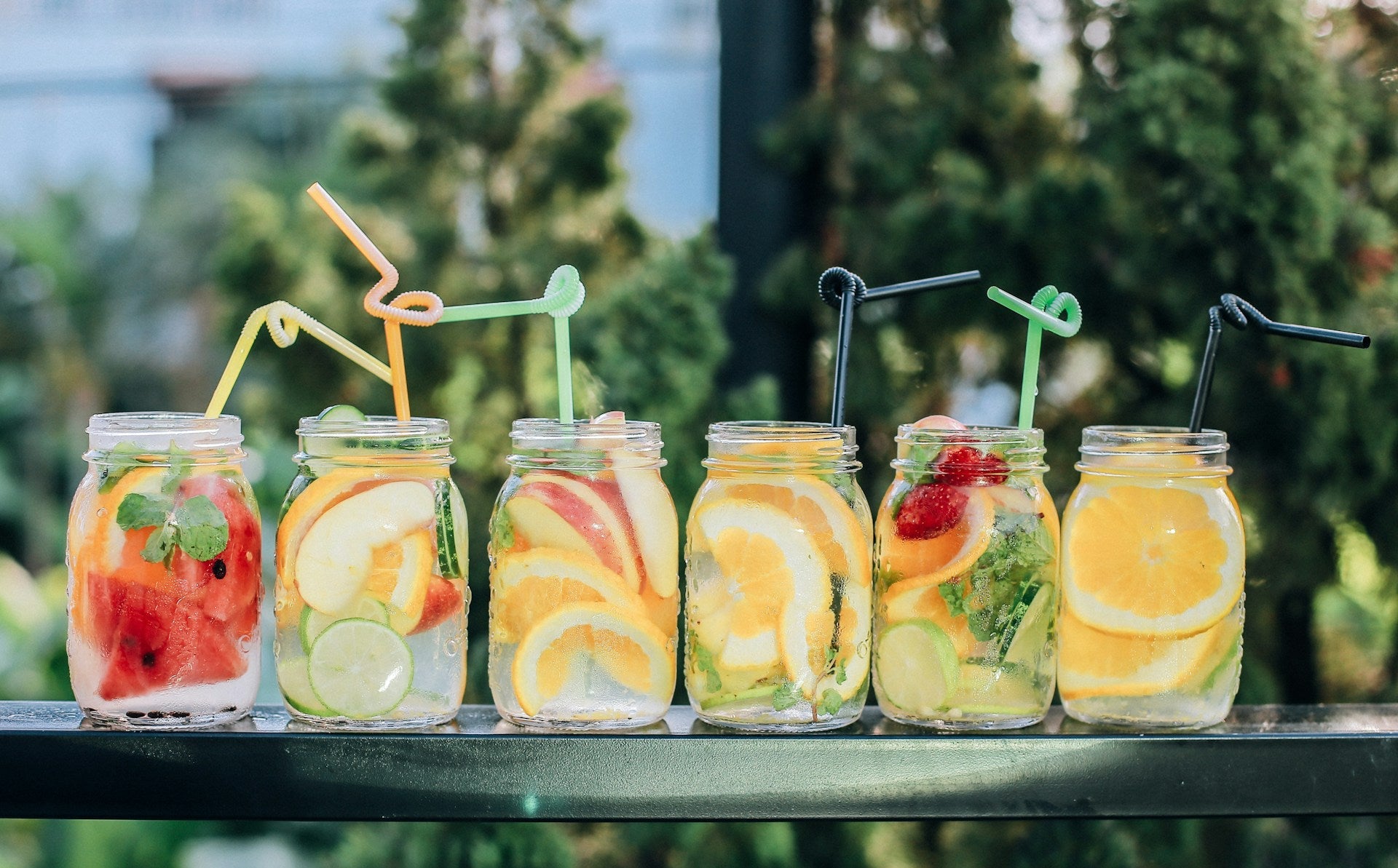 How Many Drinks Can Fit In A Side-by-side Refrigerator? | Fridge.com