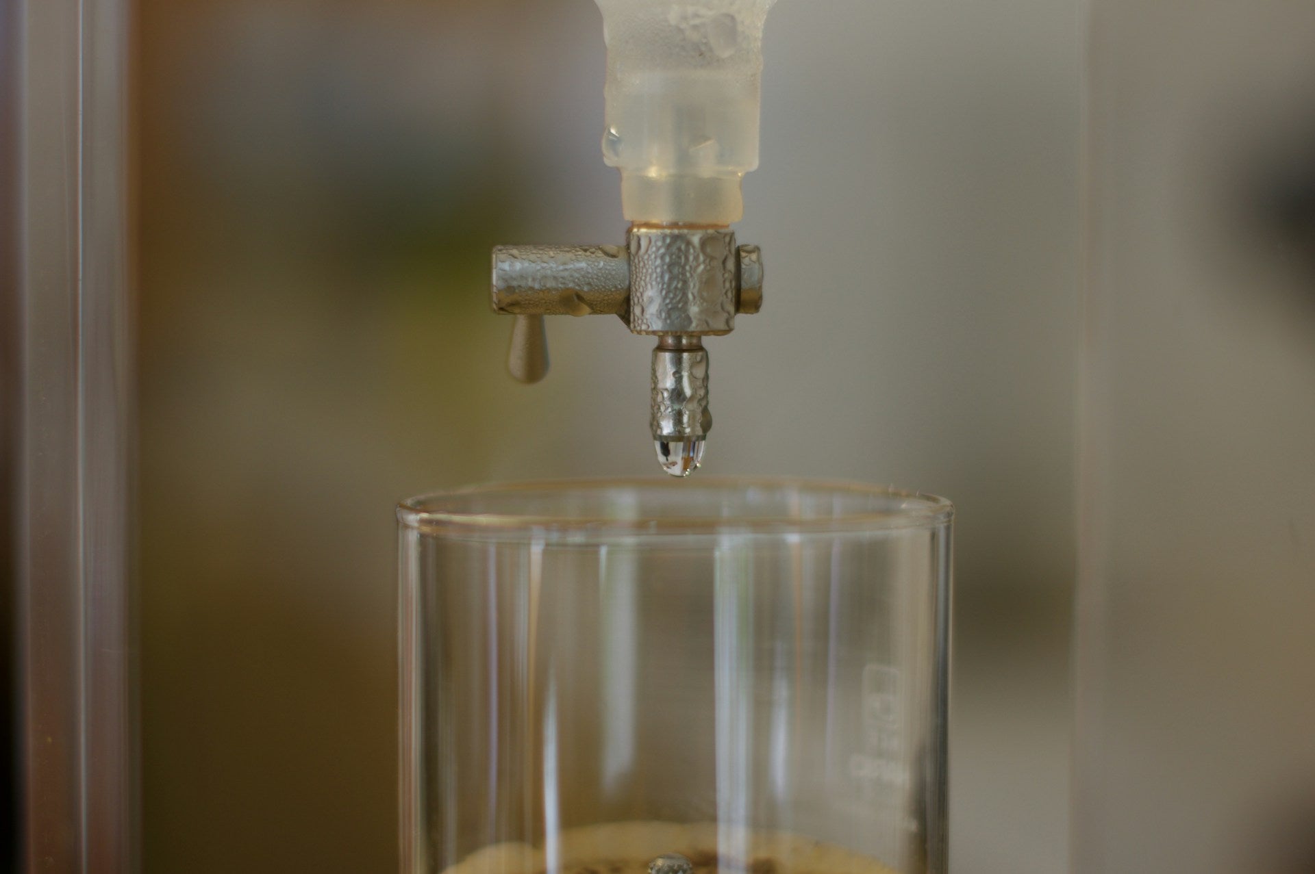 How Much Does A Fridge Water Valve Cost? | Fridge.com