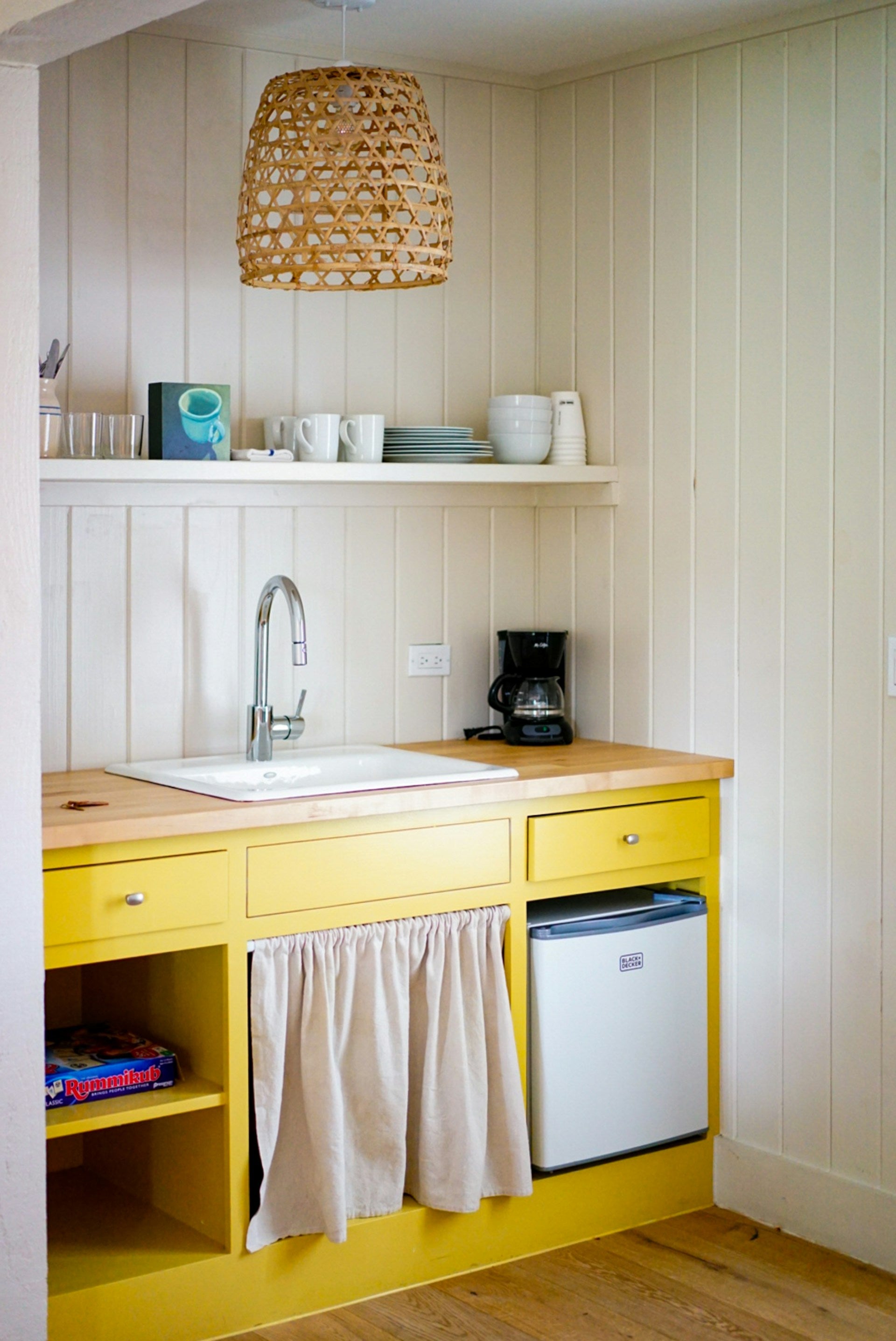 How To Choose A Freezerless Refrigerator For Small Spaces | Fridge.com