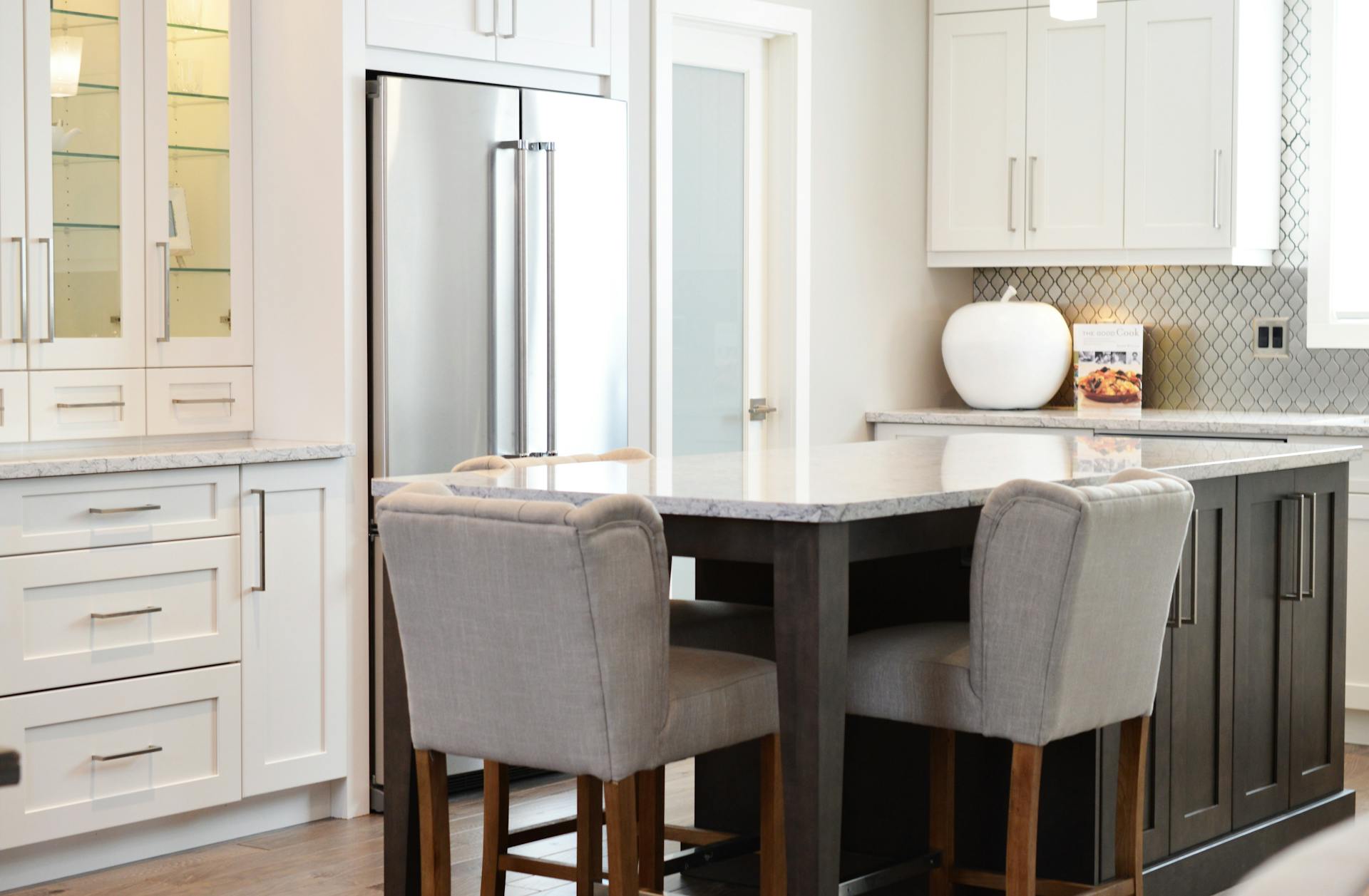 Large Refrigerator Only No Freezer | Fridge.com