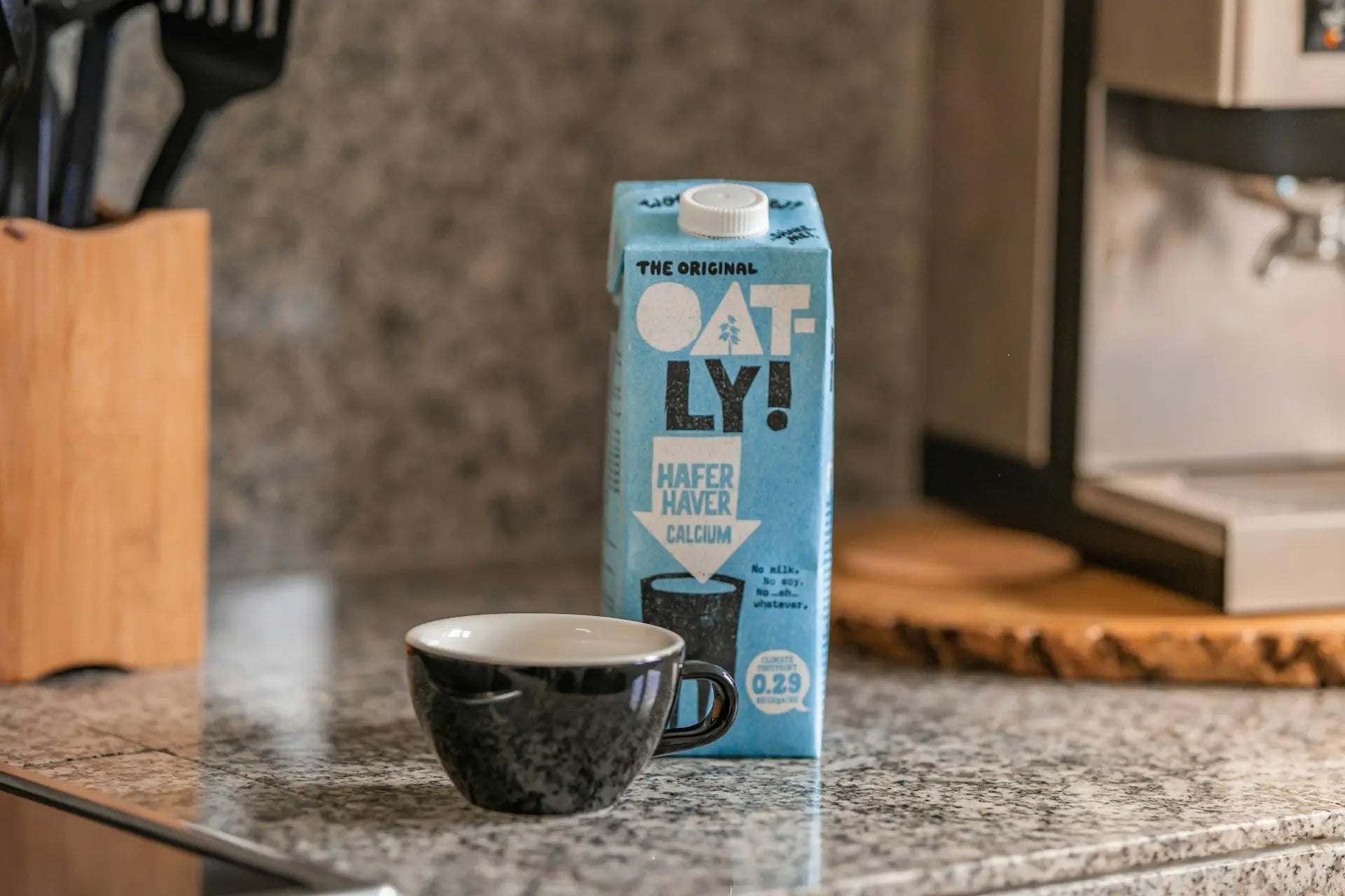 Oat Milk Shelf Life In The Fridge: What To Know | Fridge.com