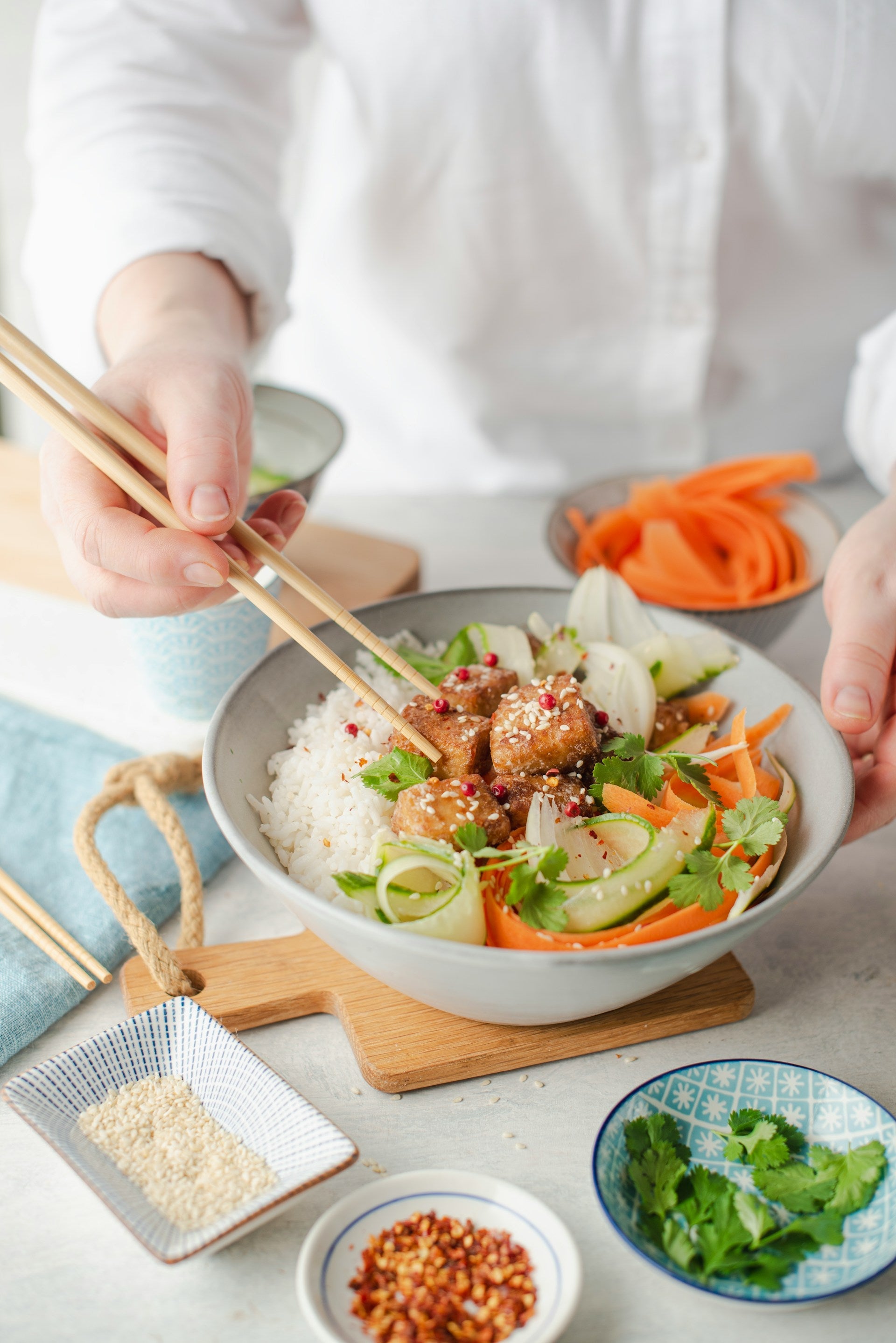 Poke Bowls: How Long Can They Last In The Fridge? | Fridge.com