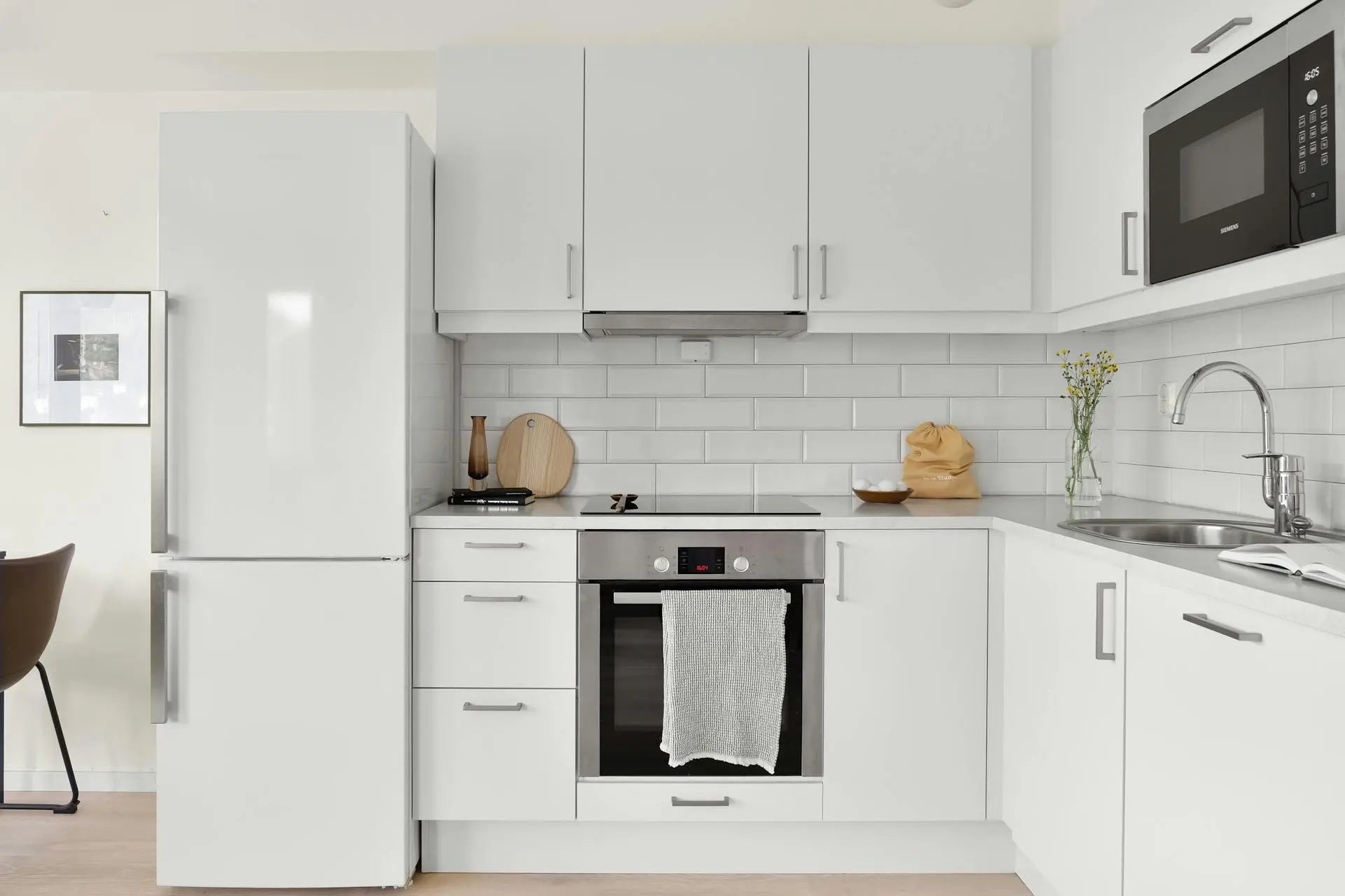Standard Fridge Size Vs. Top Freezer Refrigerator | Fridge.com