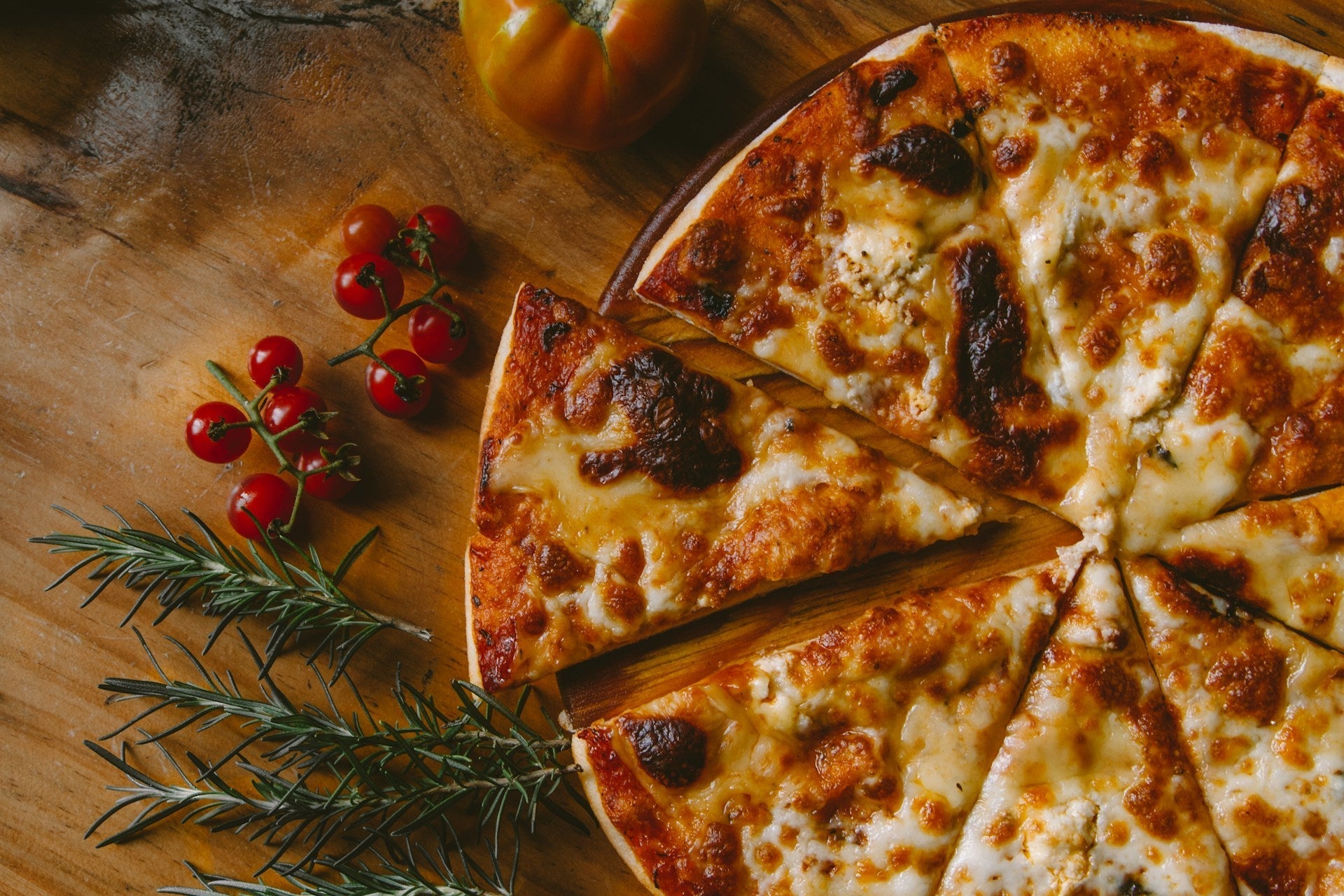 Storing Breakfast Pizza In The Freezer For Weekend Fun | Fridge.com