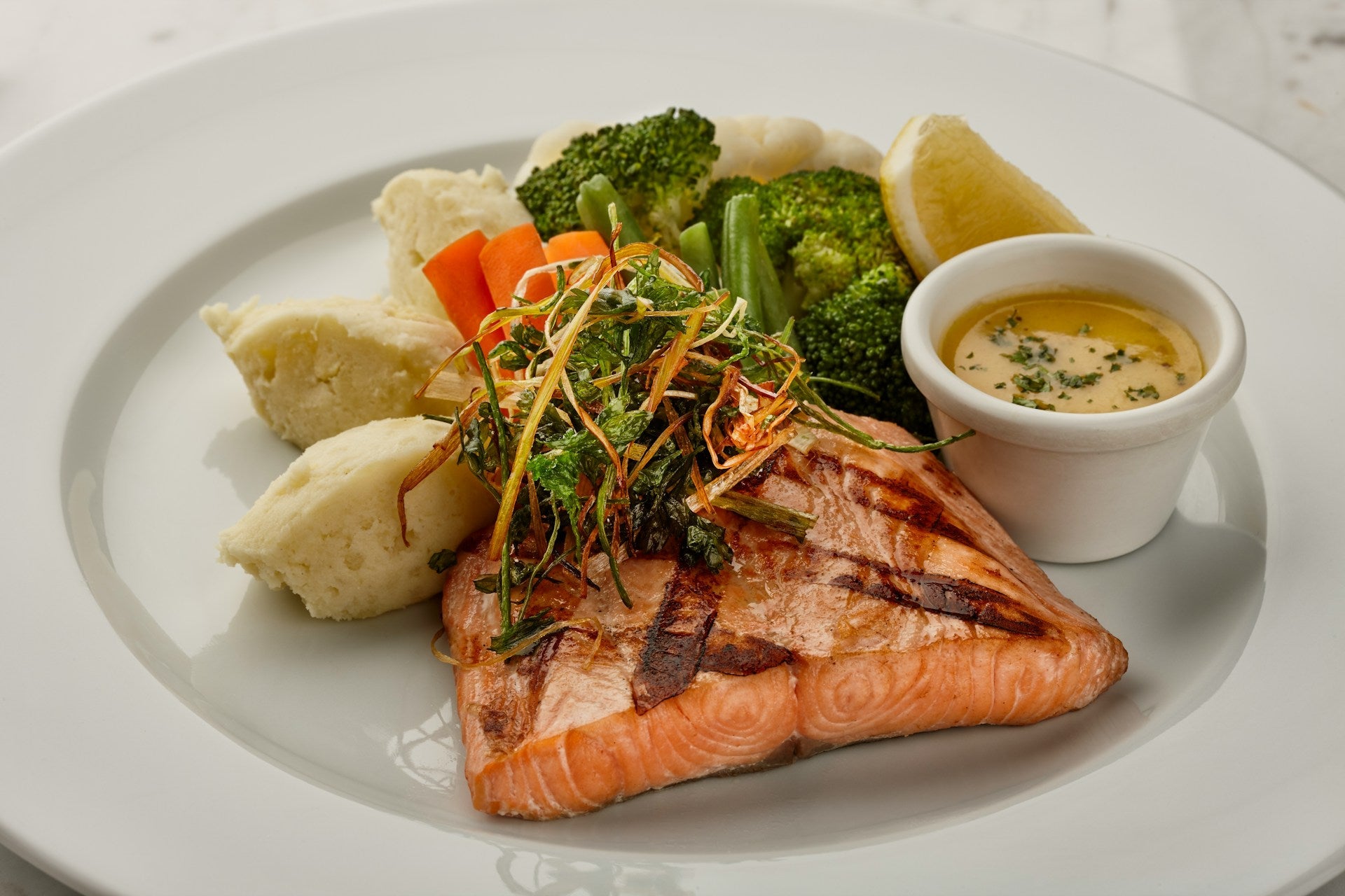 The Chilled Chronicles: How Long Can You Safely Store Cooked Salmon In The Fridge? | Fridge.com