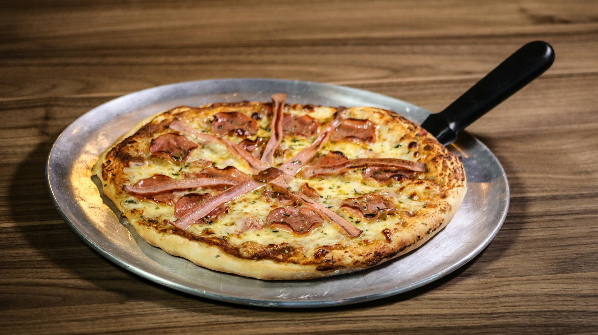 Can I Keep Cheeseburger Pizza In The Freezer?