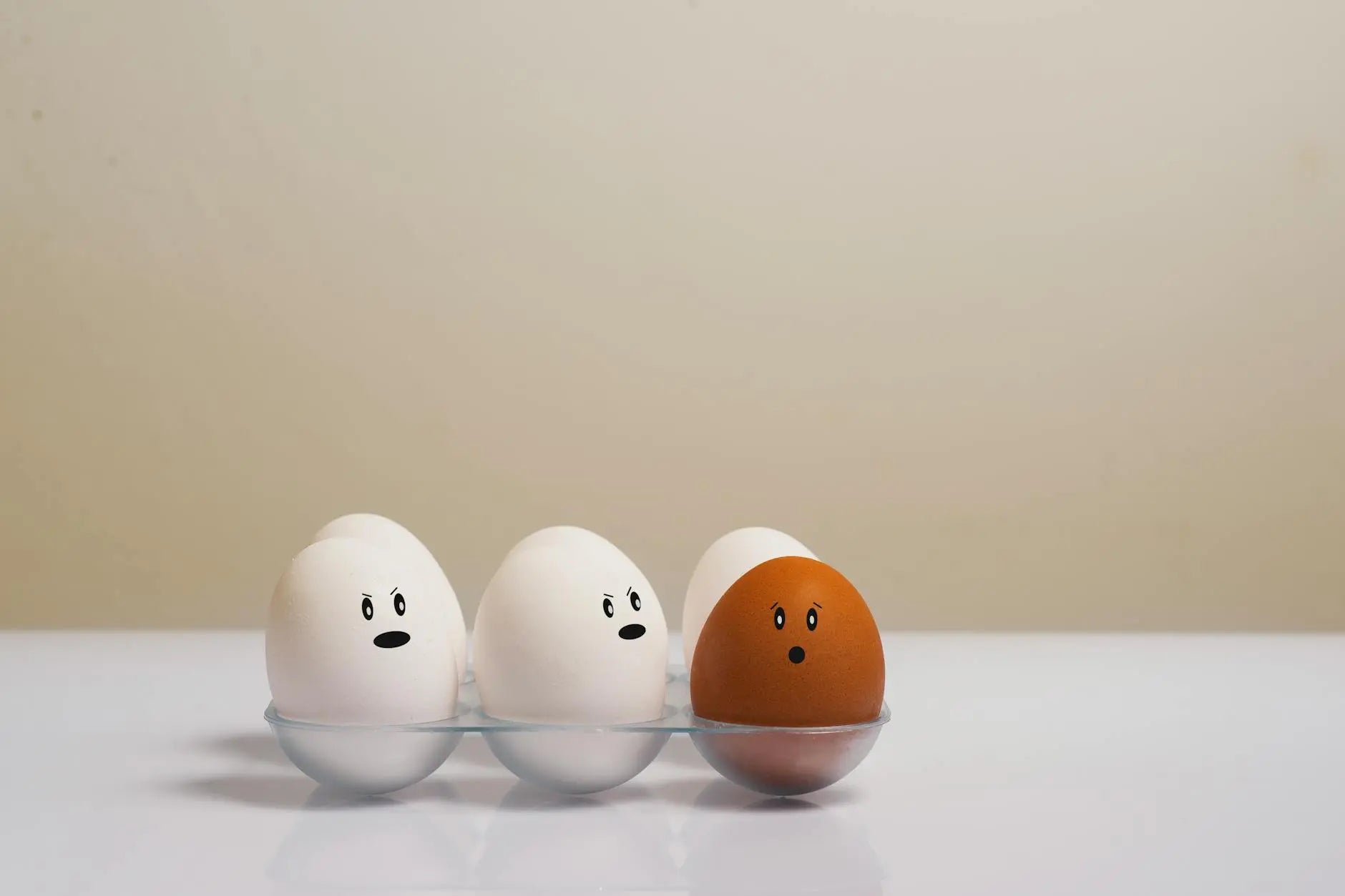 Cracking-the-Truth-Do-Eggs-Really-Go-Bad-in-the-Fridge | Fridge.com