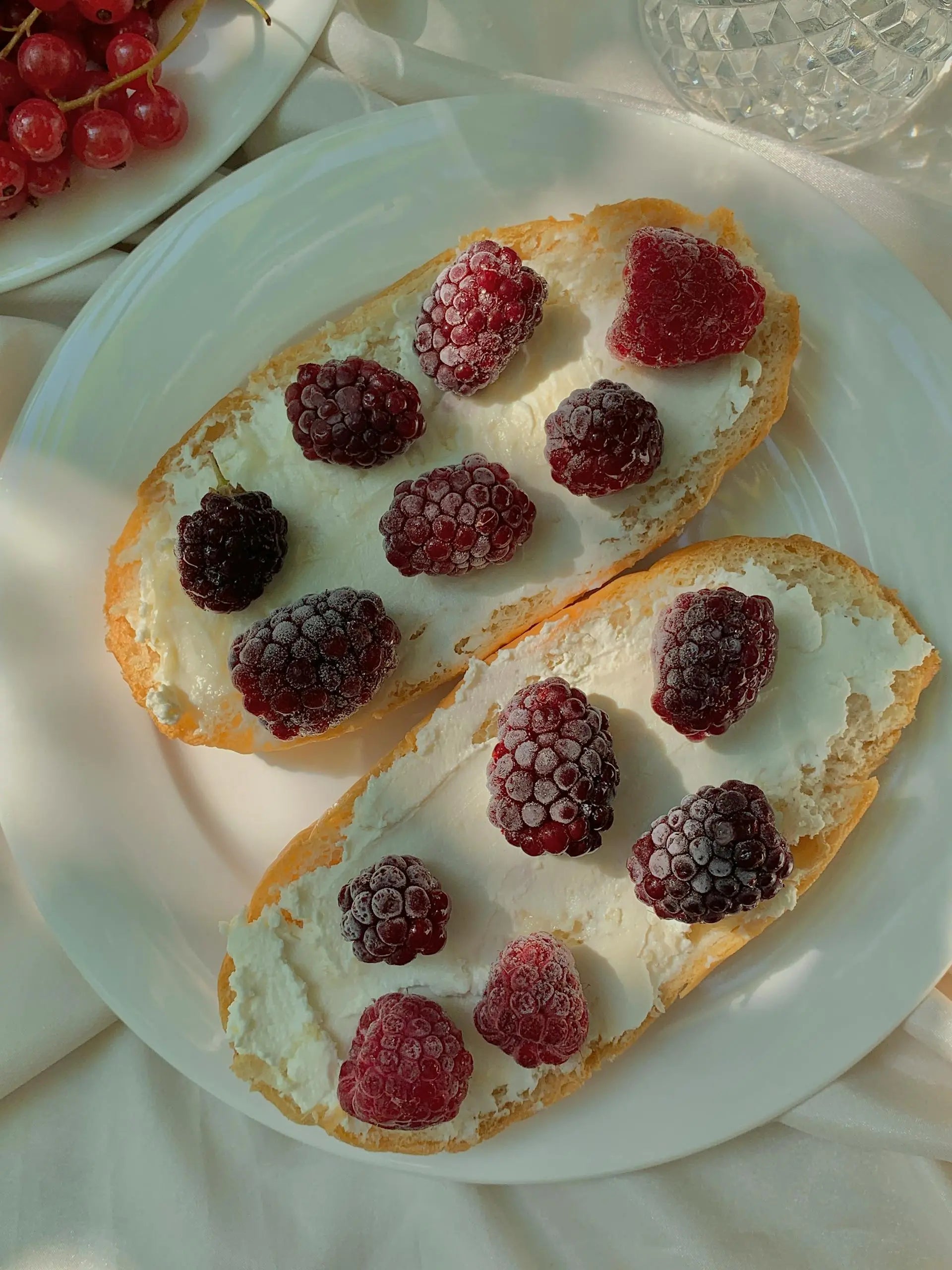 Do-Baked-Goods-With-Cream-Cheese-Need-To-Be-Refrigerated | Fridge.com