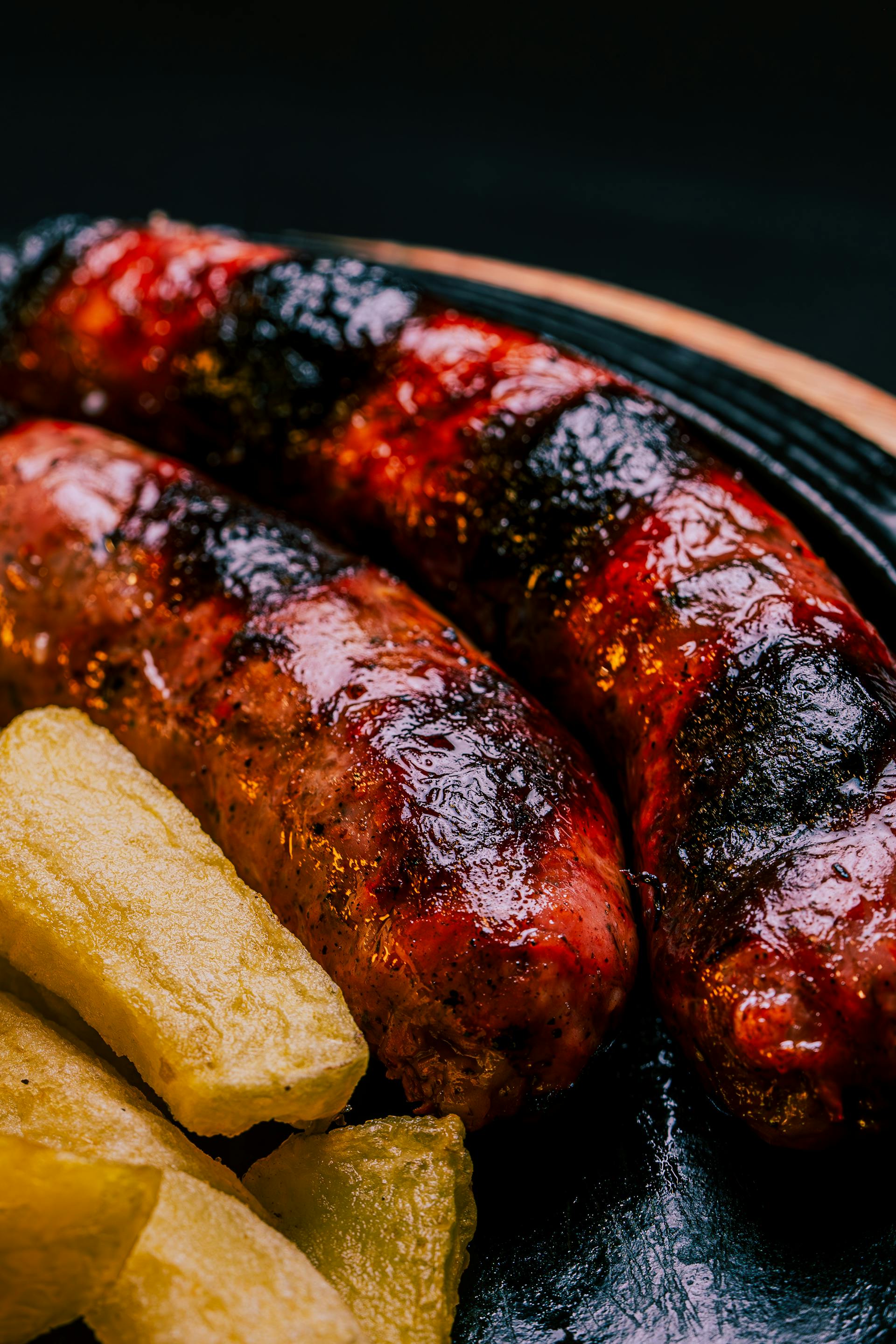 How Long Does Bratwurst Last In The Fridge?
