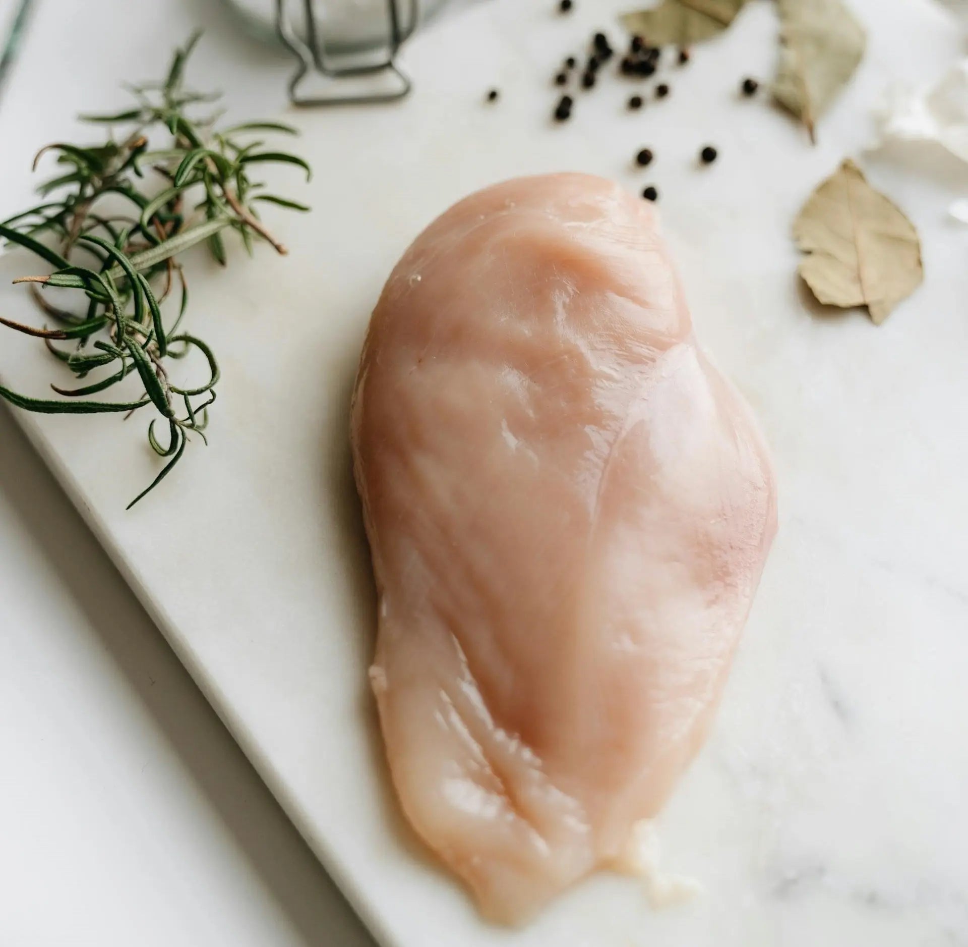 How-Long-Does-Frozen-Chicken-Breast-Last-In-The-Freezer | Fridge.com