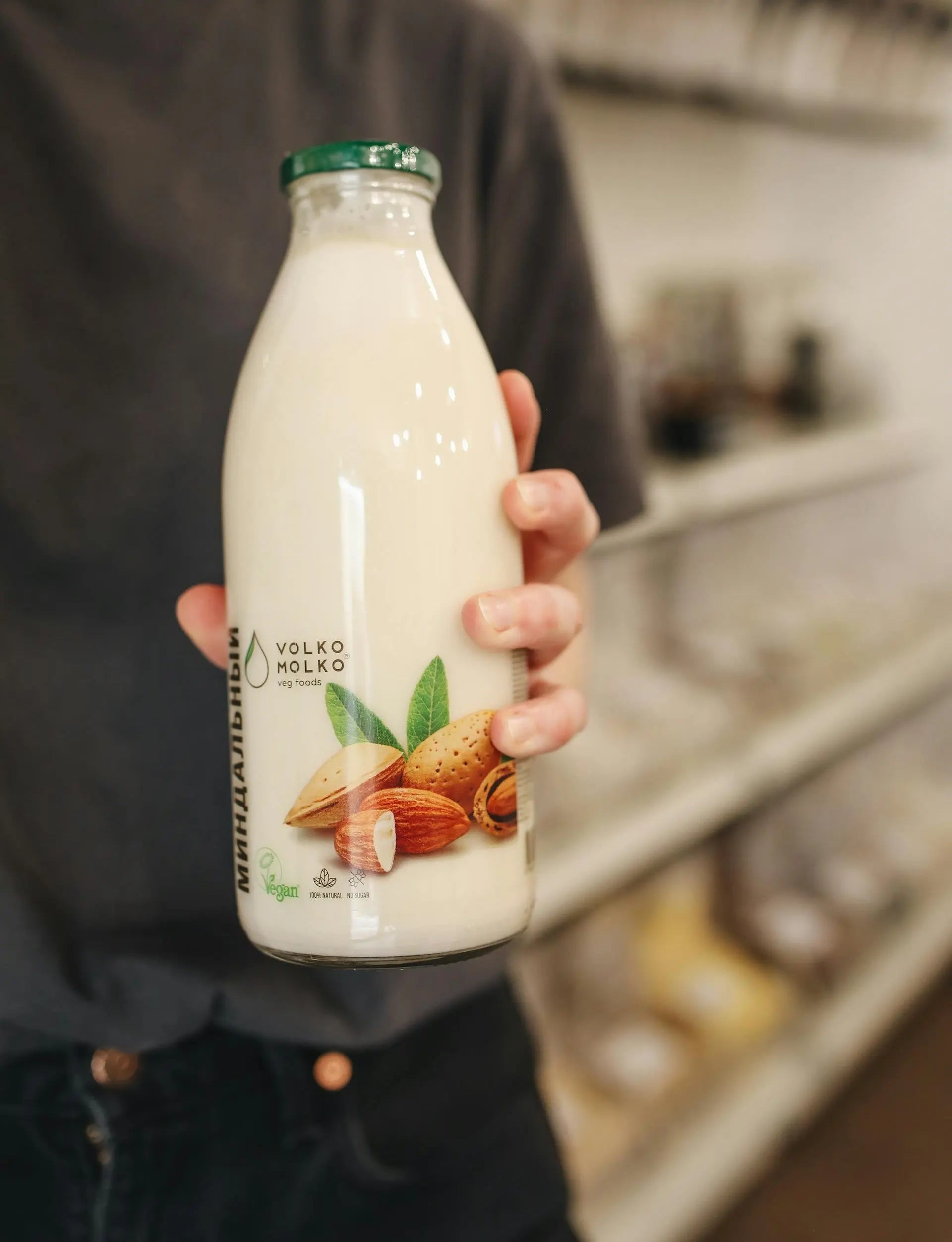 How Long Is Almond Milk Good In The Fridge? | Fridge.com