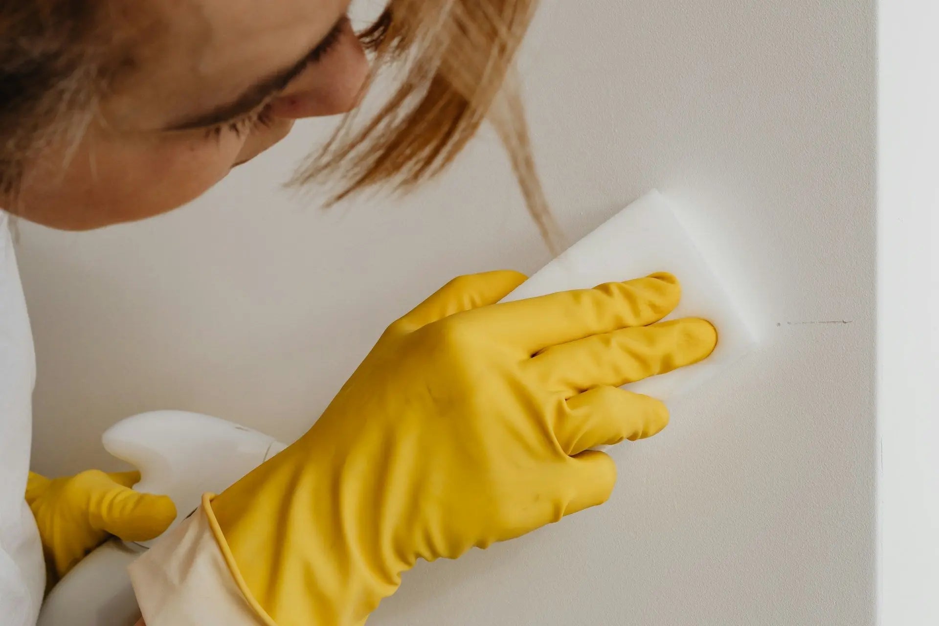 How-To-Polish-Beverage-Fridge-Appliances | Fridge.com