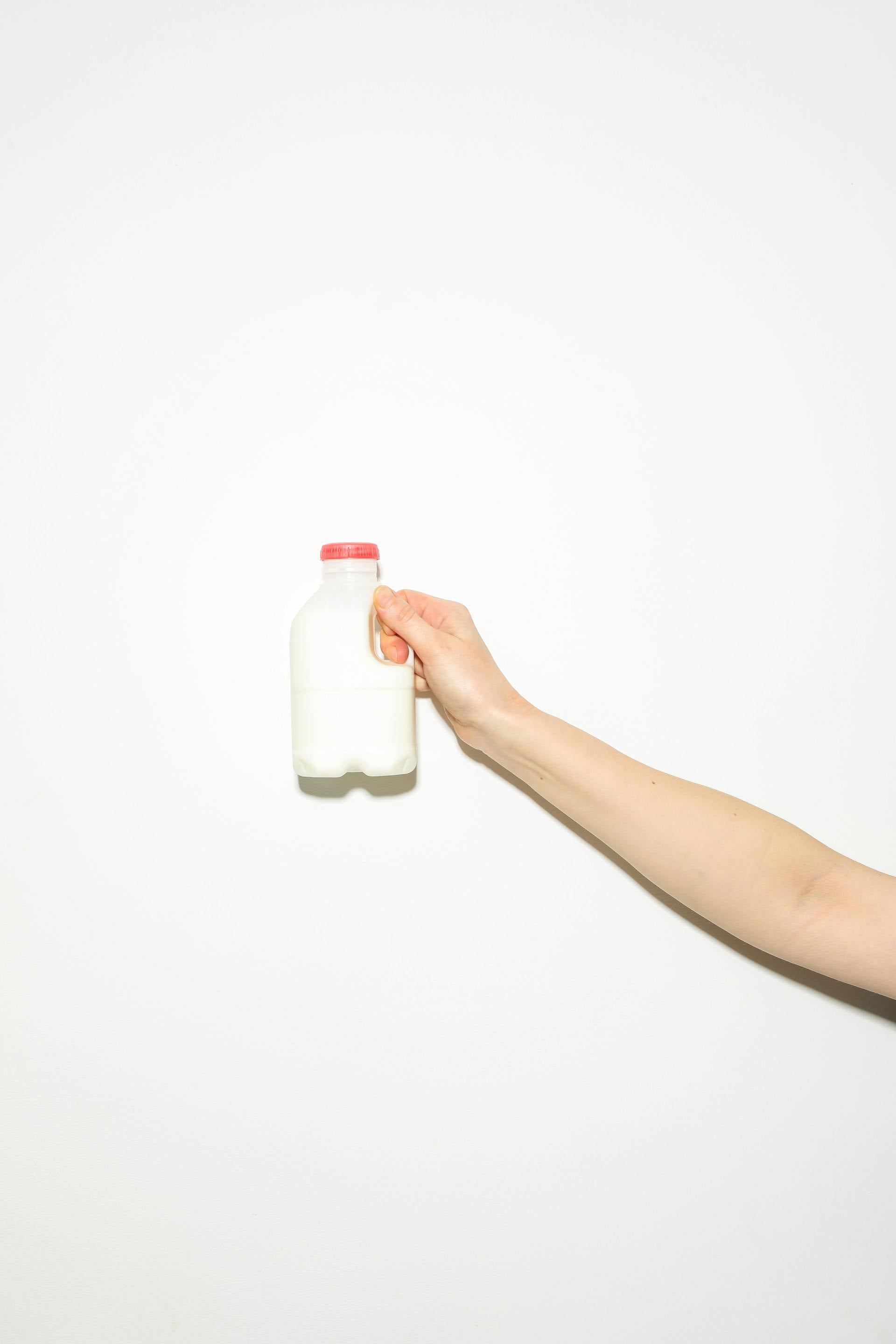 How Long Does Milk Last In The Fridge After Expiration Date?