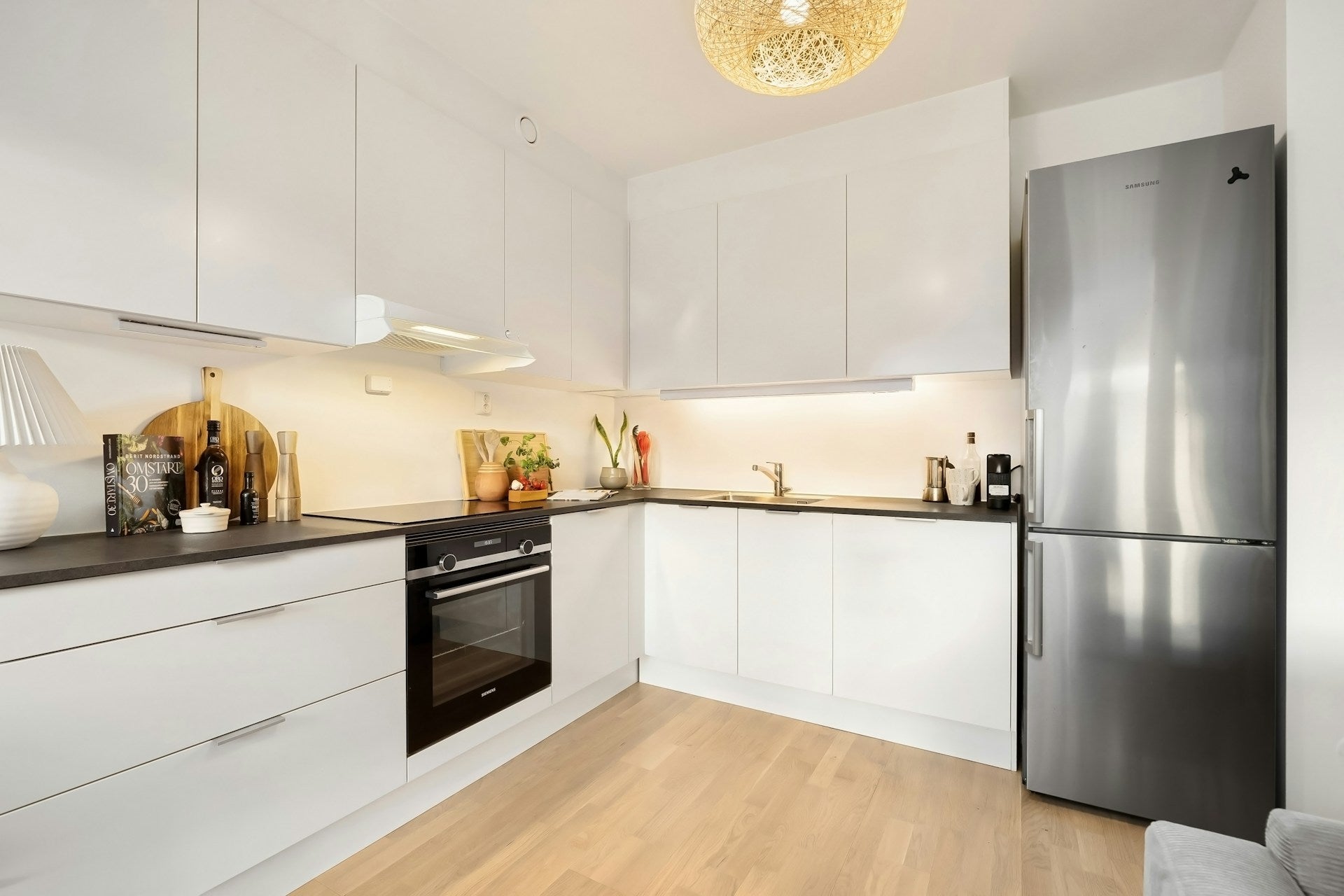 Medium Size Refrigerator Vs. Standard Refrigerator Size