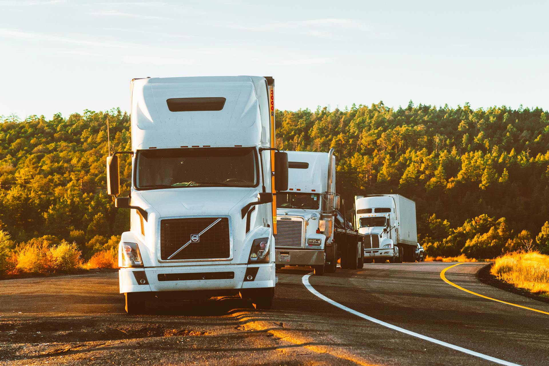 Refrigerated Trailers For Transporting Goods