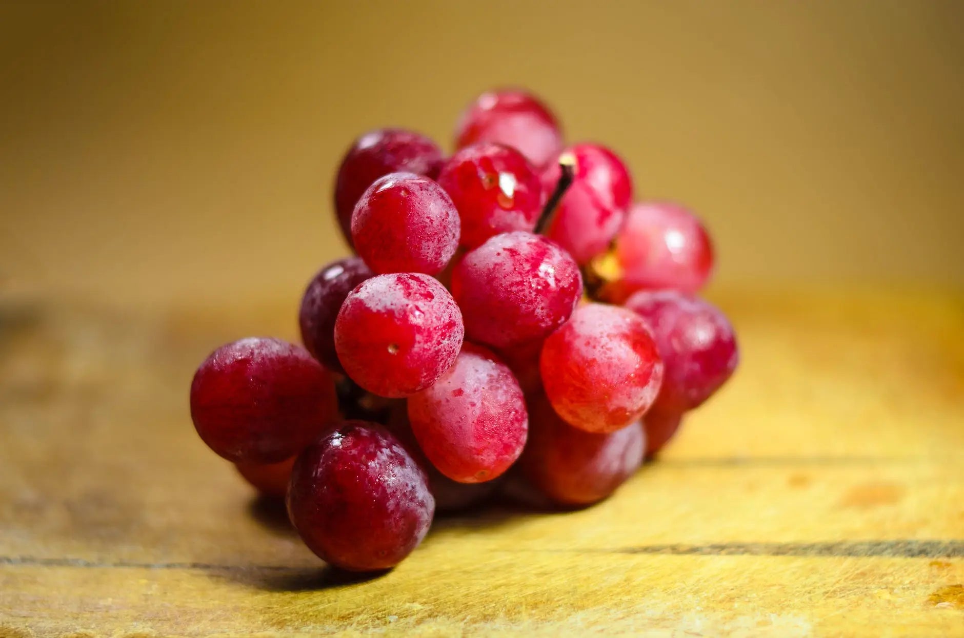 Savor-Every-Bite-Discover-How-Long-Grapes-Stay-Fresh-in-the-Fridge | Fridge.com