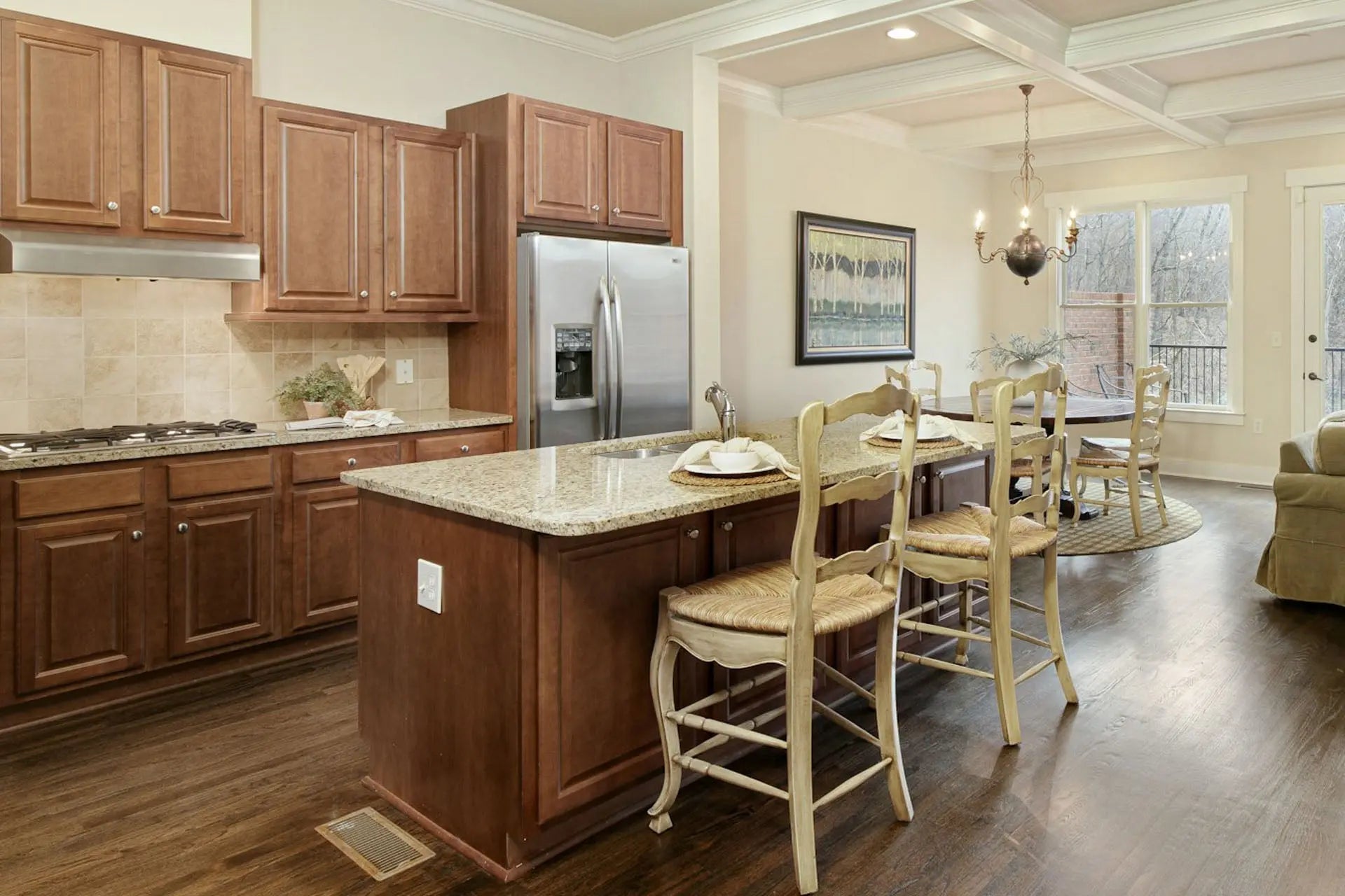 What-Size-Fridge-Freezer-For-A-Greek-Revival-Home | Fridge.com