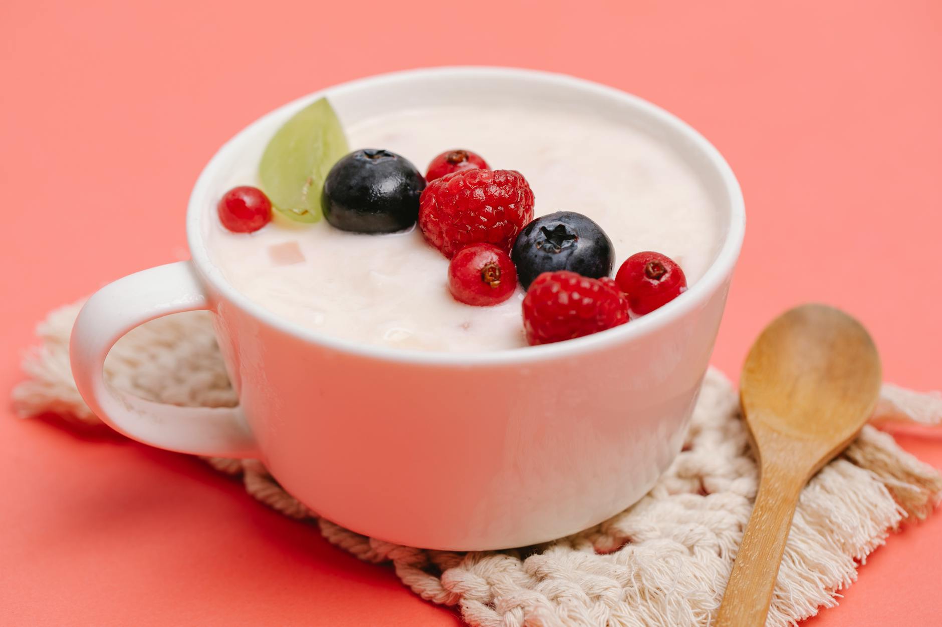 How Long Does Homemade Yogurt Last In The Fridge? | Fridge.com