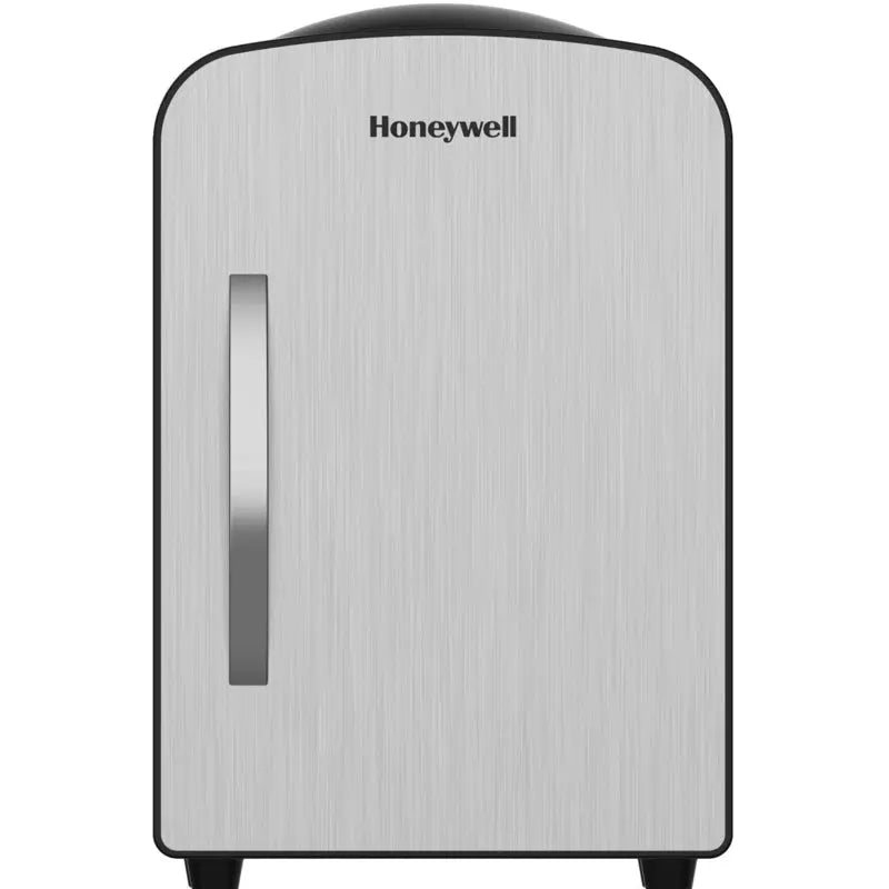 0.14 Cu. Ft. Freestanding Mini Fridge | Fridge.com