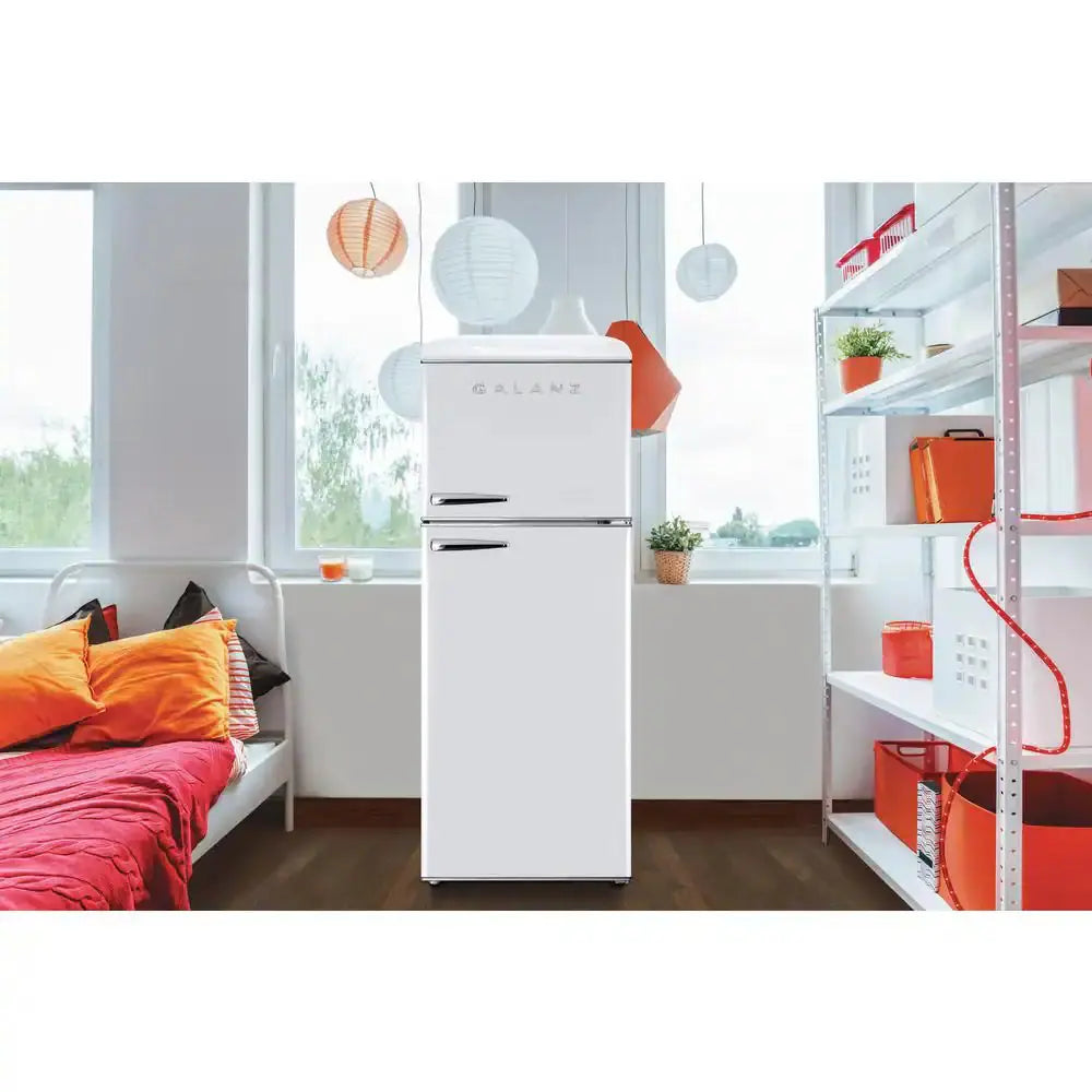 12 Cu. Ft. Retro Frost Free Top Freezer Refrigerator in White | Fridge.com