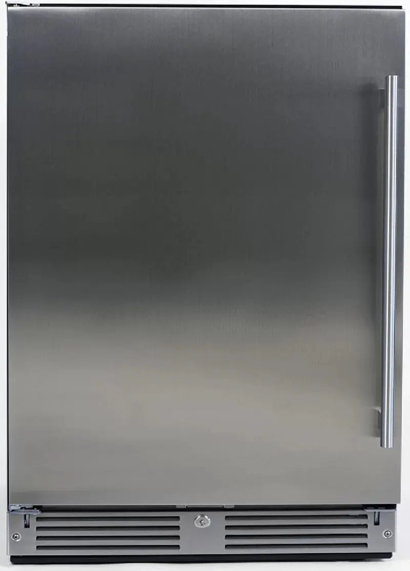 145 Can 23.875" Beverage Refrigerator | Fridge.com