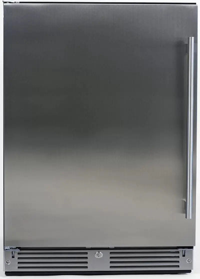 145 Can 23.875" Beverage Refrigerator | Fridge.com