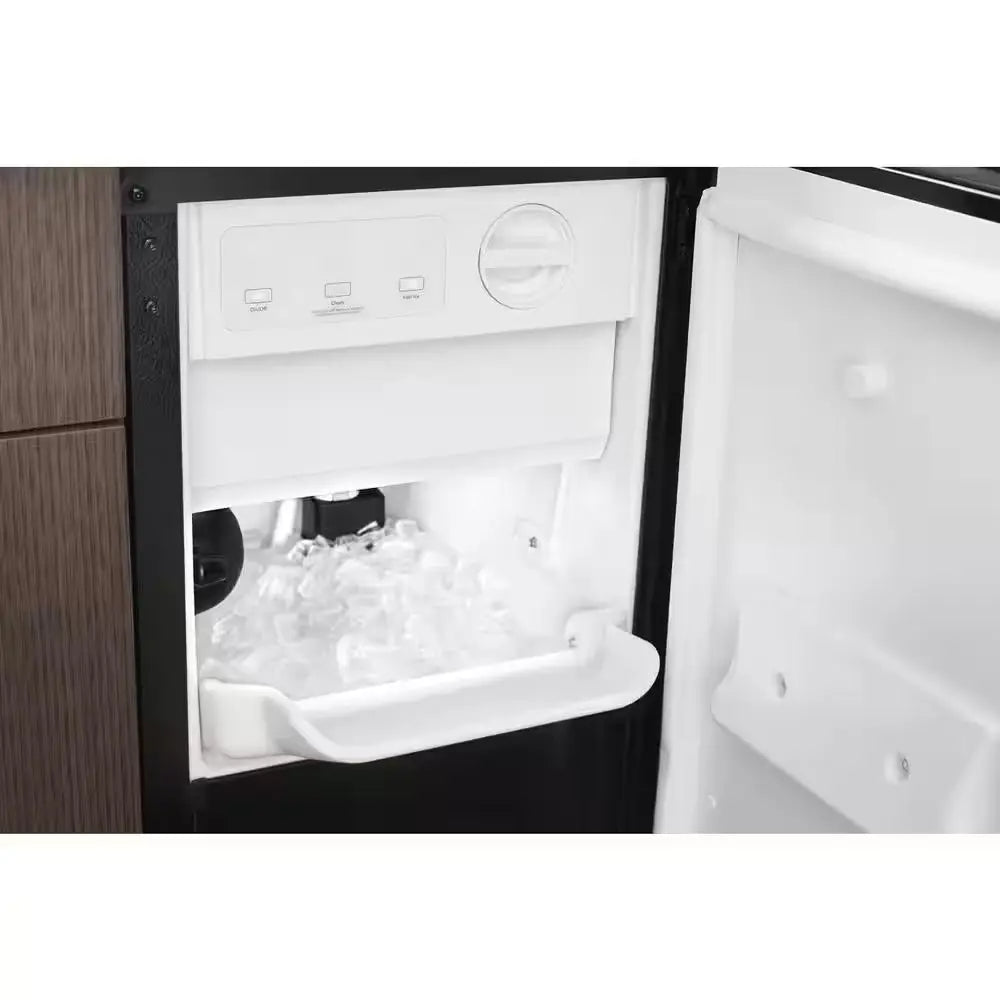 15 In. 50 Lb. Built-In Ice Maker in Fingerprint Resistant Stainless Steel | Fridge.com