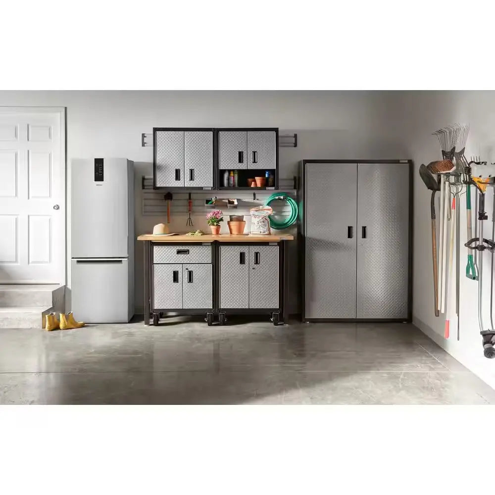 24 In. 12.7 Cu. Ft. Garage Ready Bottom Freezer Refrigerator in Fingerprint Resistant Stainless | Fridge.com