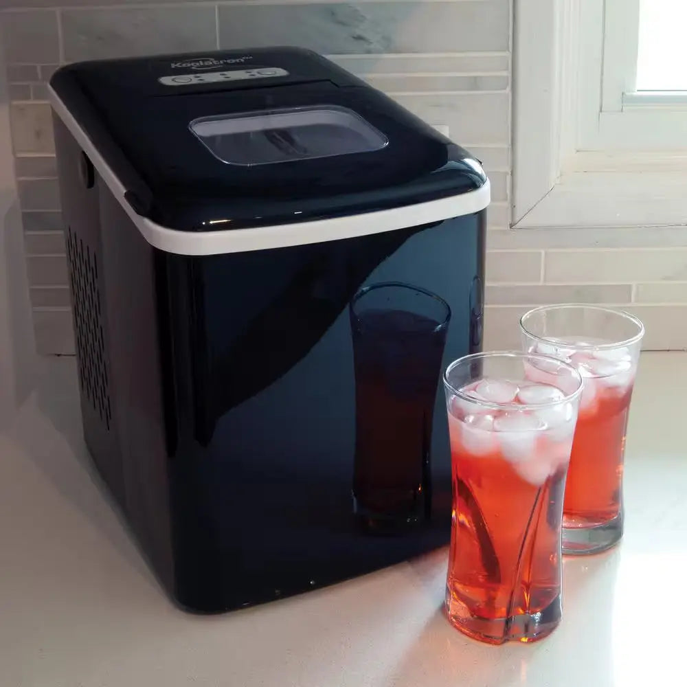 26 Lb. Portable Counter Top Automatic Ice Maker in Black | Fridge.com